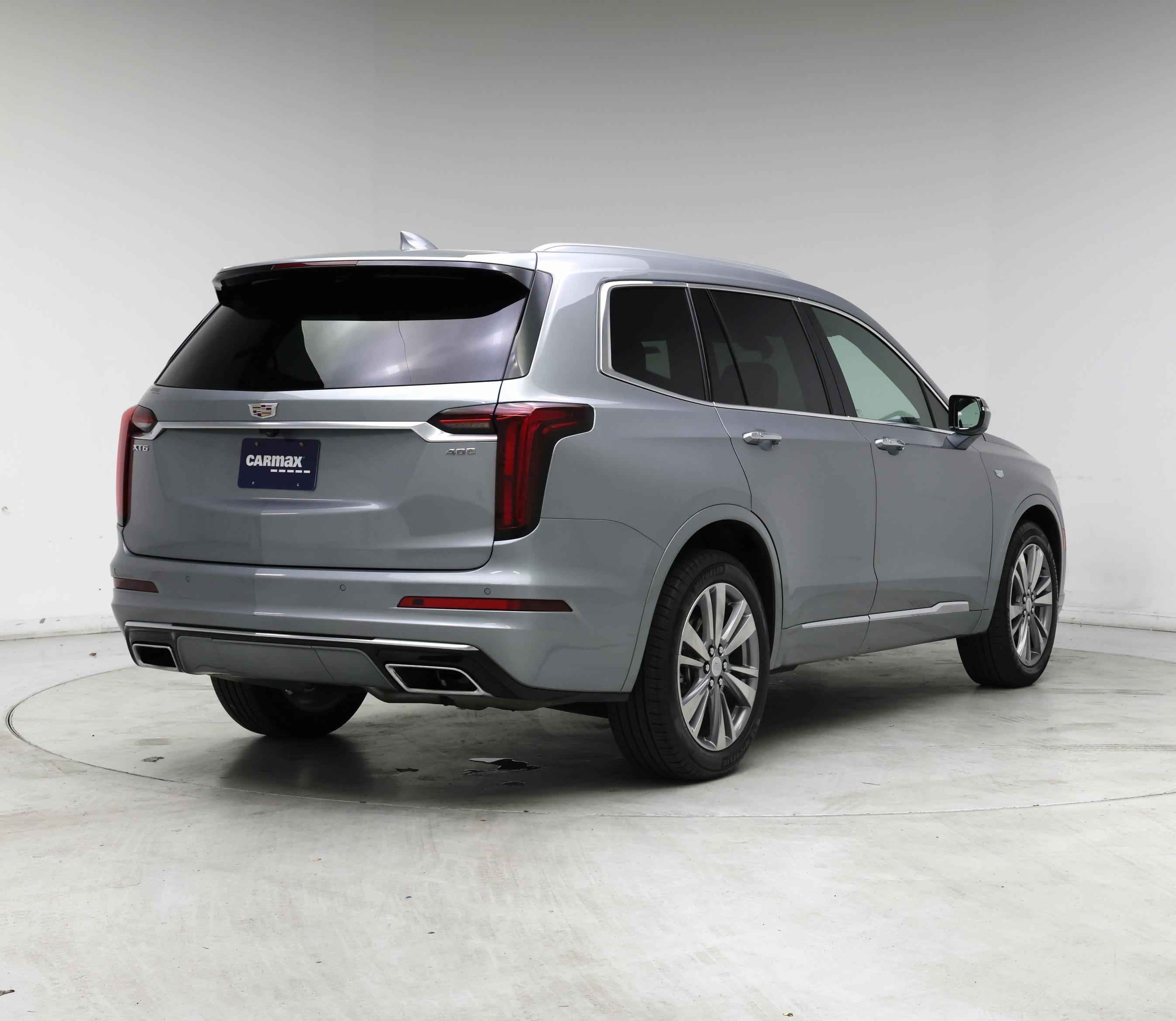 Thumbnail: 2025 Cadillac XT6 - 8