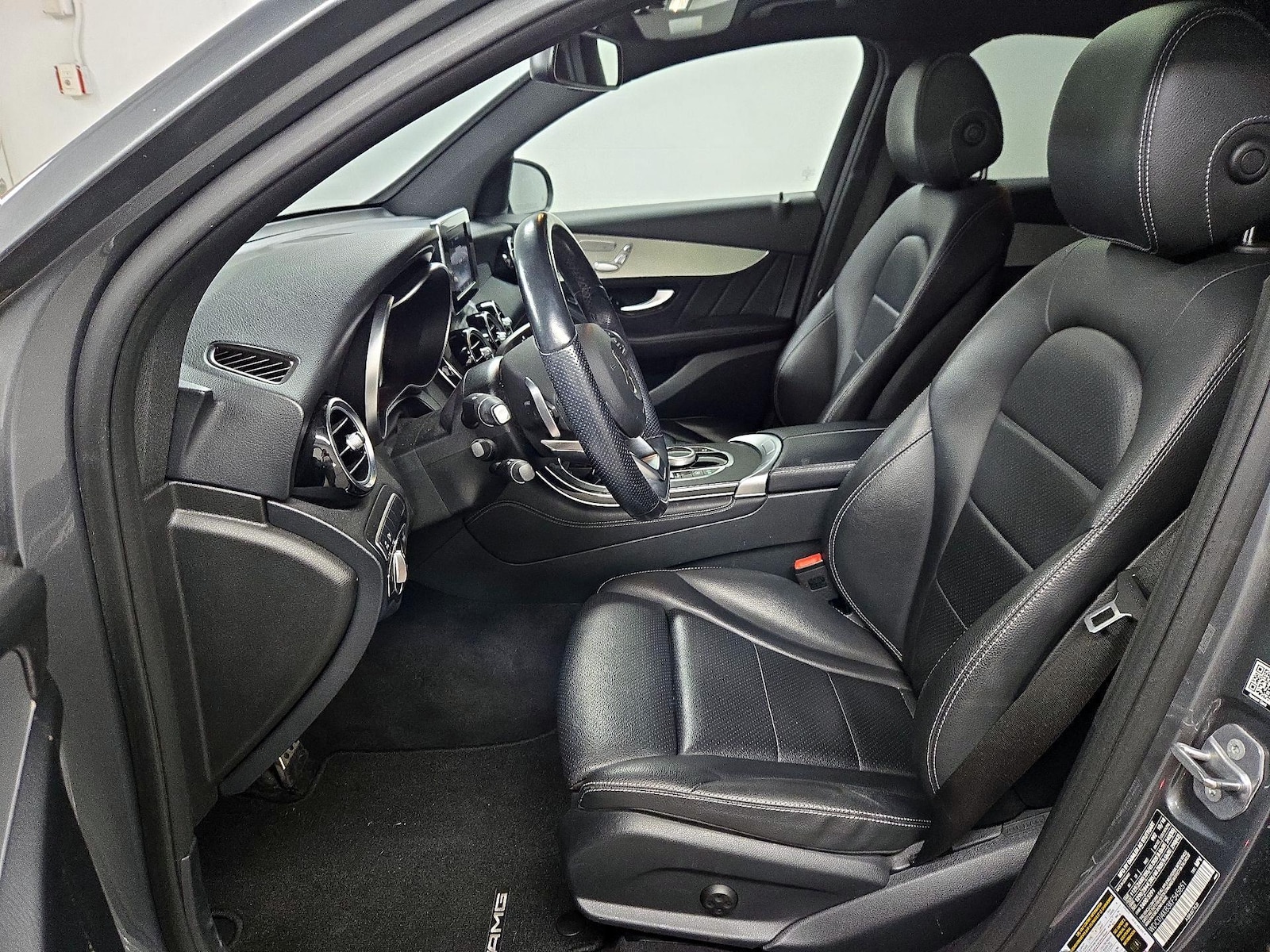 2019 Mercedes-Benz GLC Coupe GLC300 - Photo 12