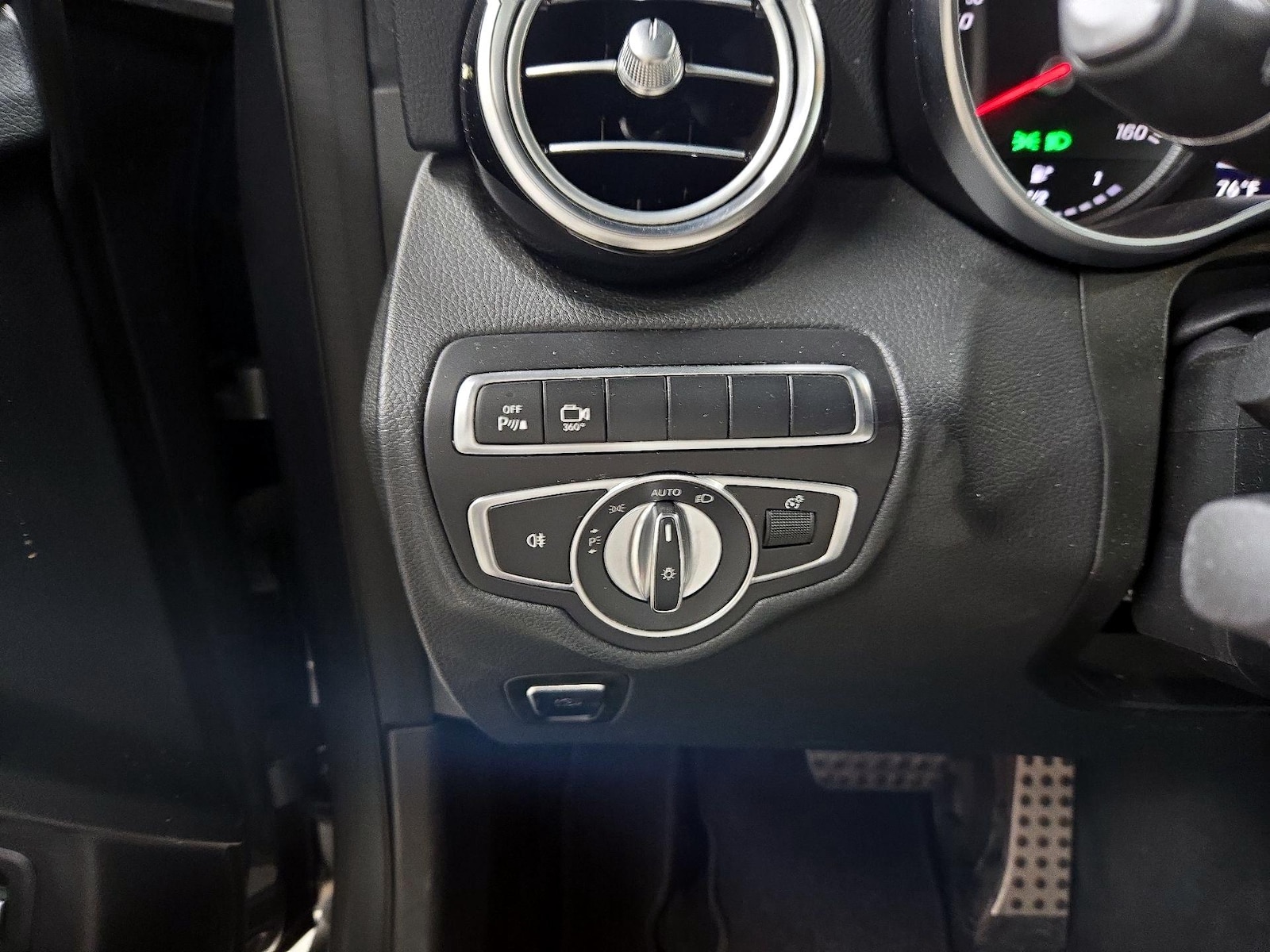2019 Mercedes-Benz GLC Coupe GLC300 - Photo 14