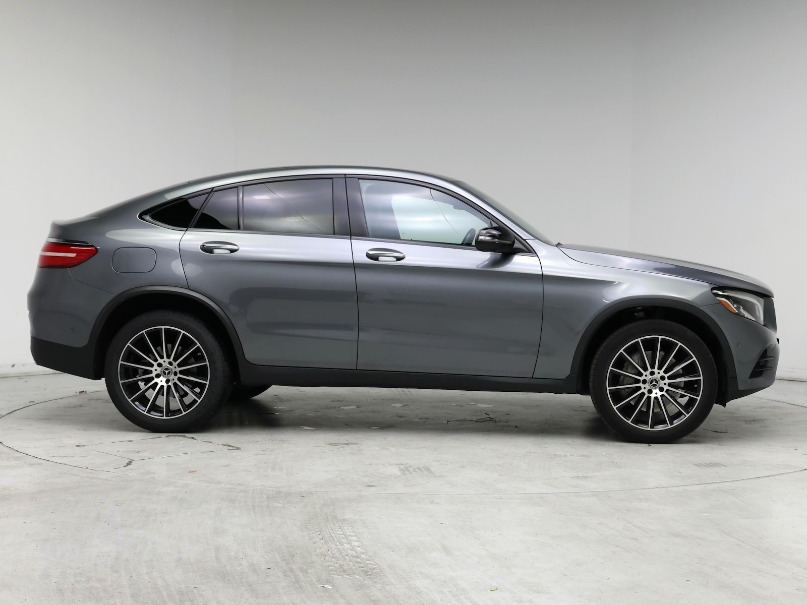 2019 Mercedes-Benz GLC Coupe GLC300 - Photo 8