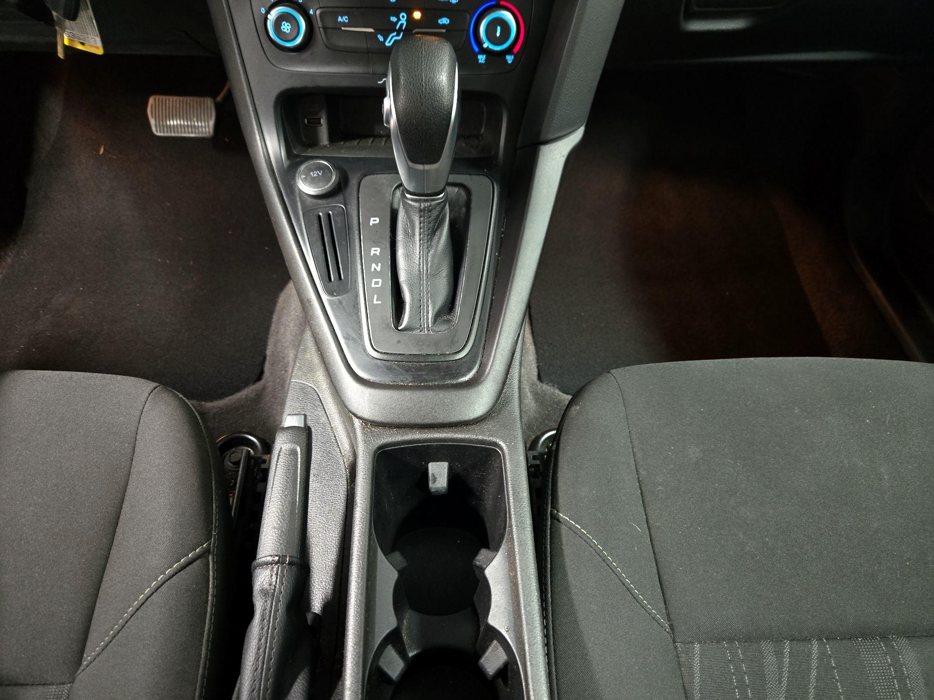 Thumbnail: 2018 Ford Focus - 17