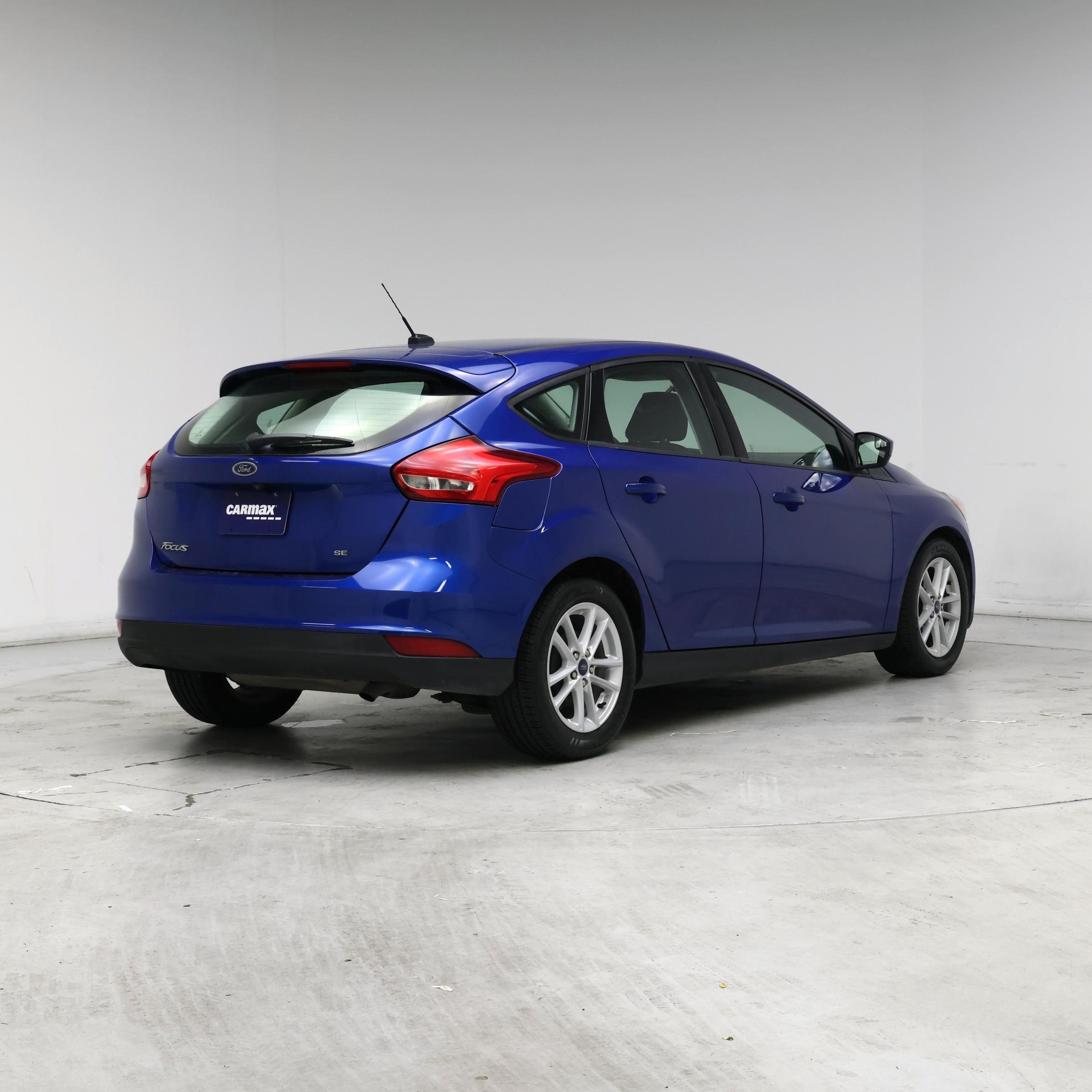 Thumbnail: 2018 Ford Focus - 8