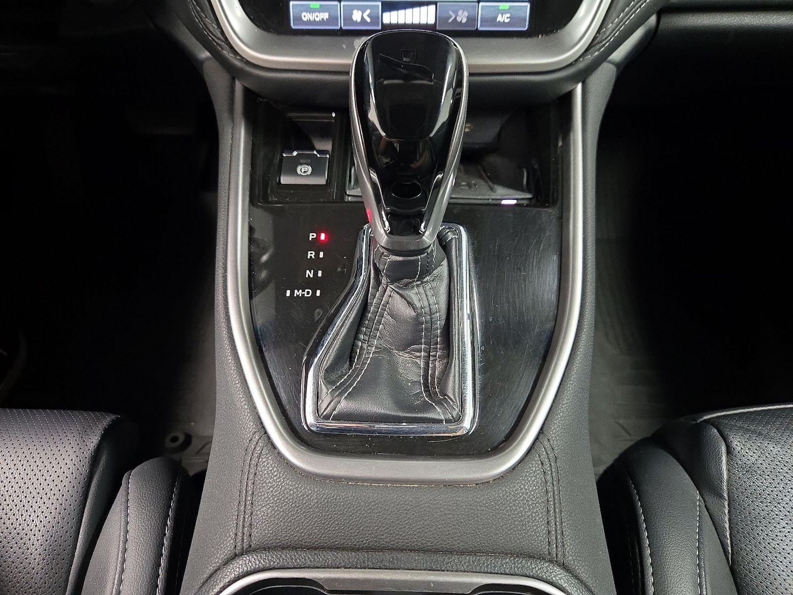 2021 Subaru Outback Limited - Photo 19