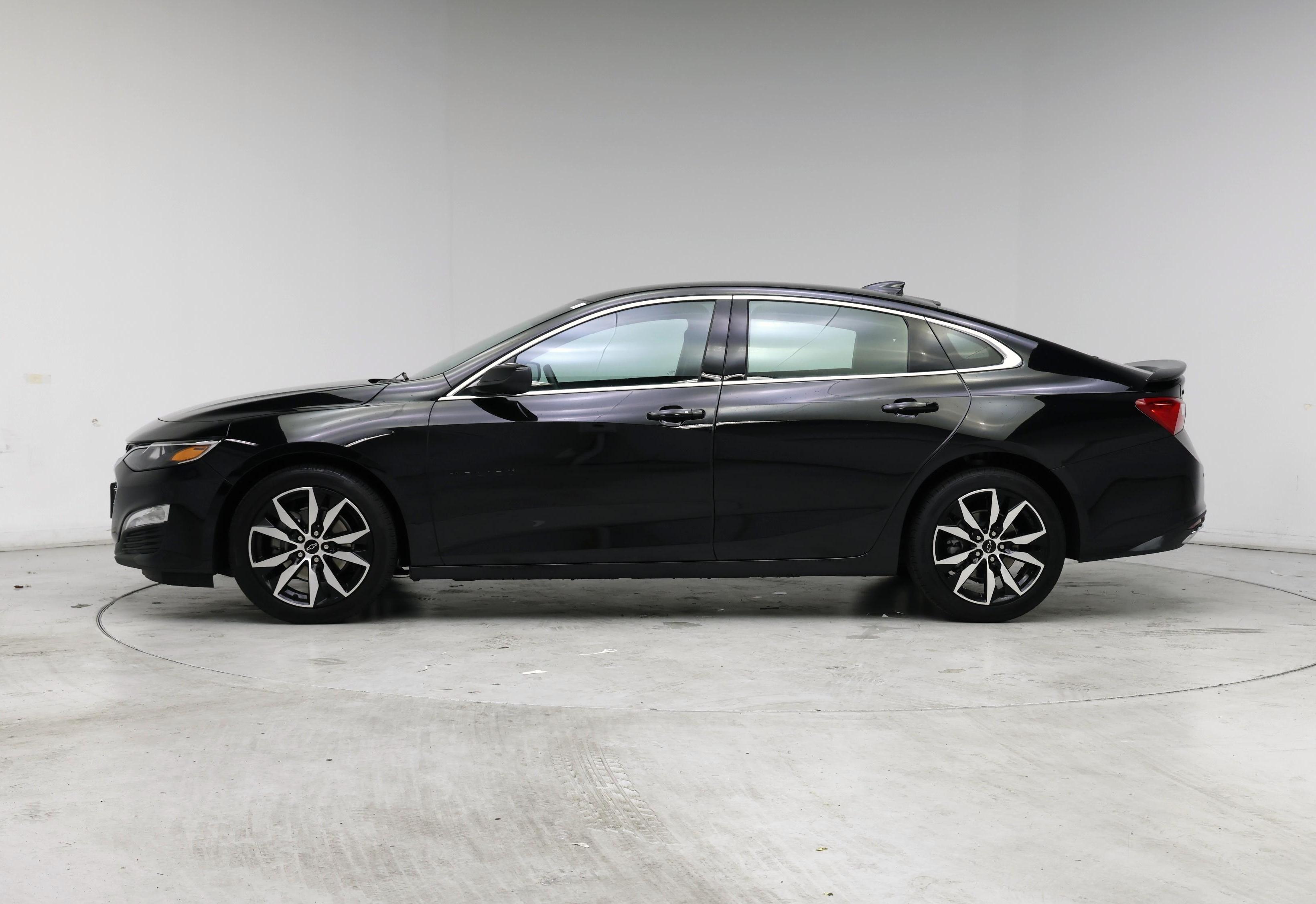Thumbnail: 2024 Chevrolet Malibu - 3