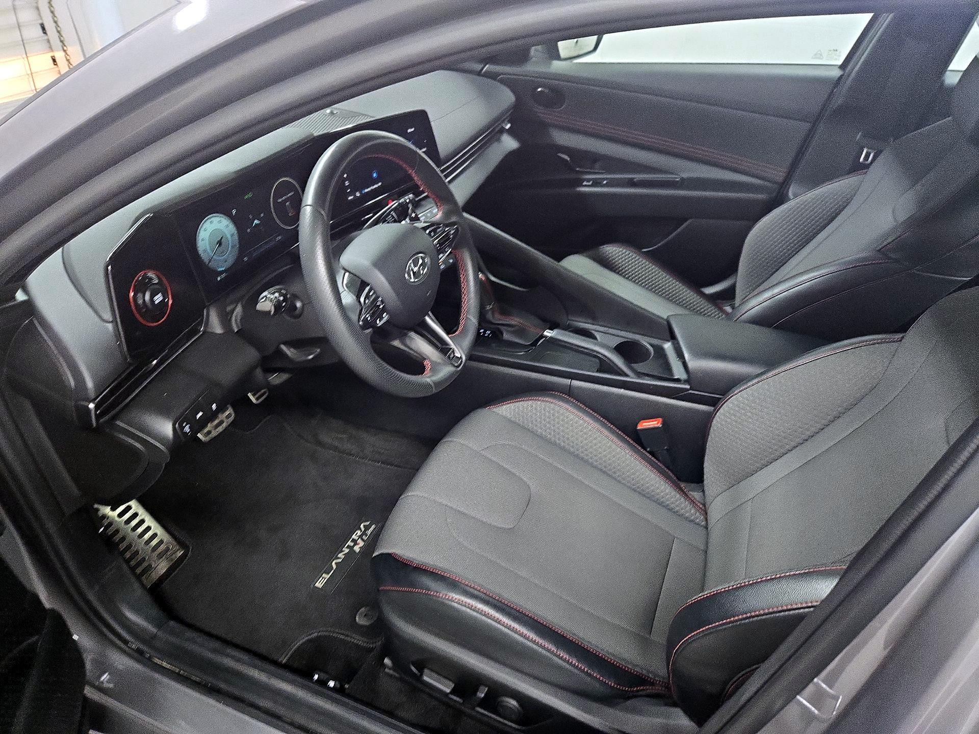 Thumbnail: 2023 Hyundai Elantra - 11