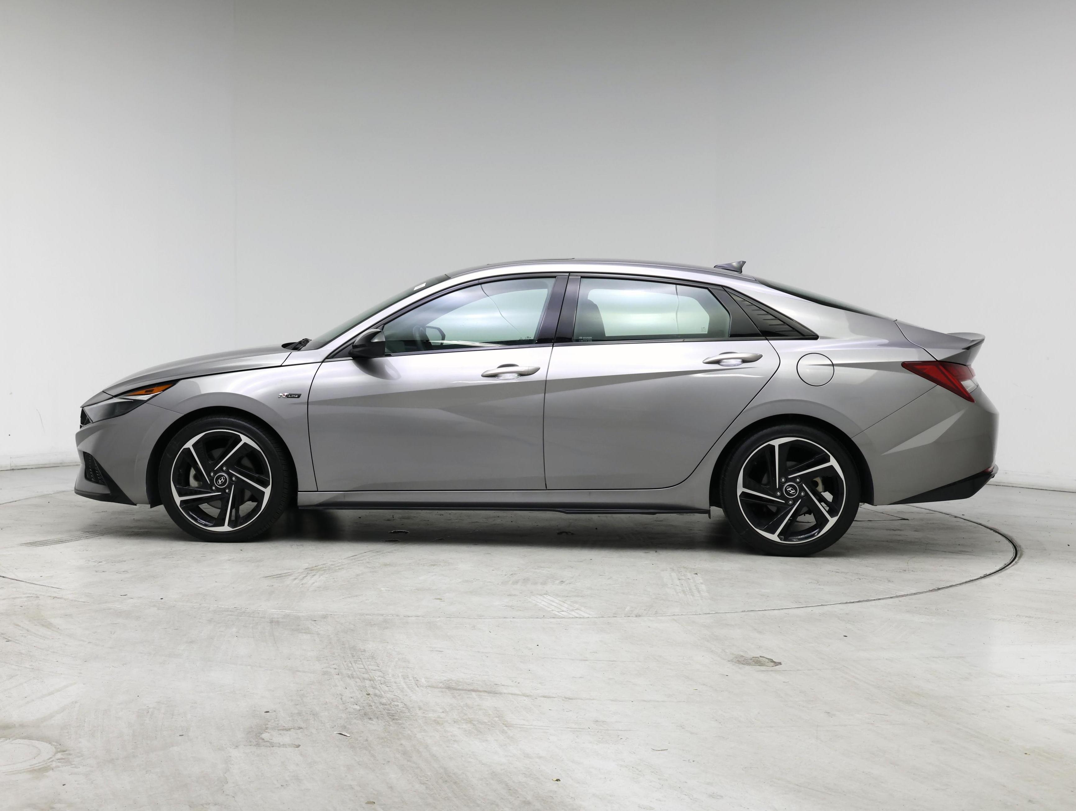 Thumbnail: 2023 Hyundai Elantra - 3