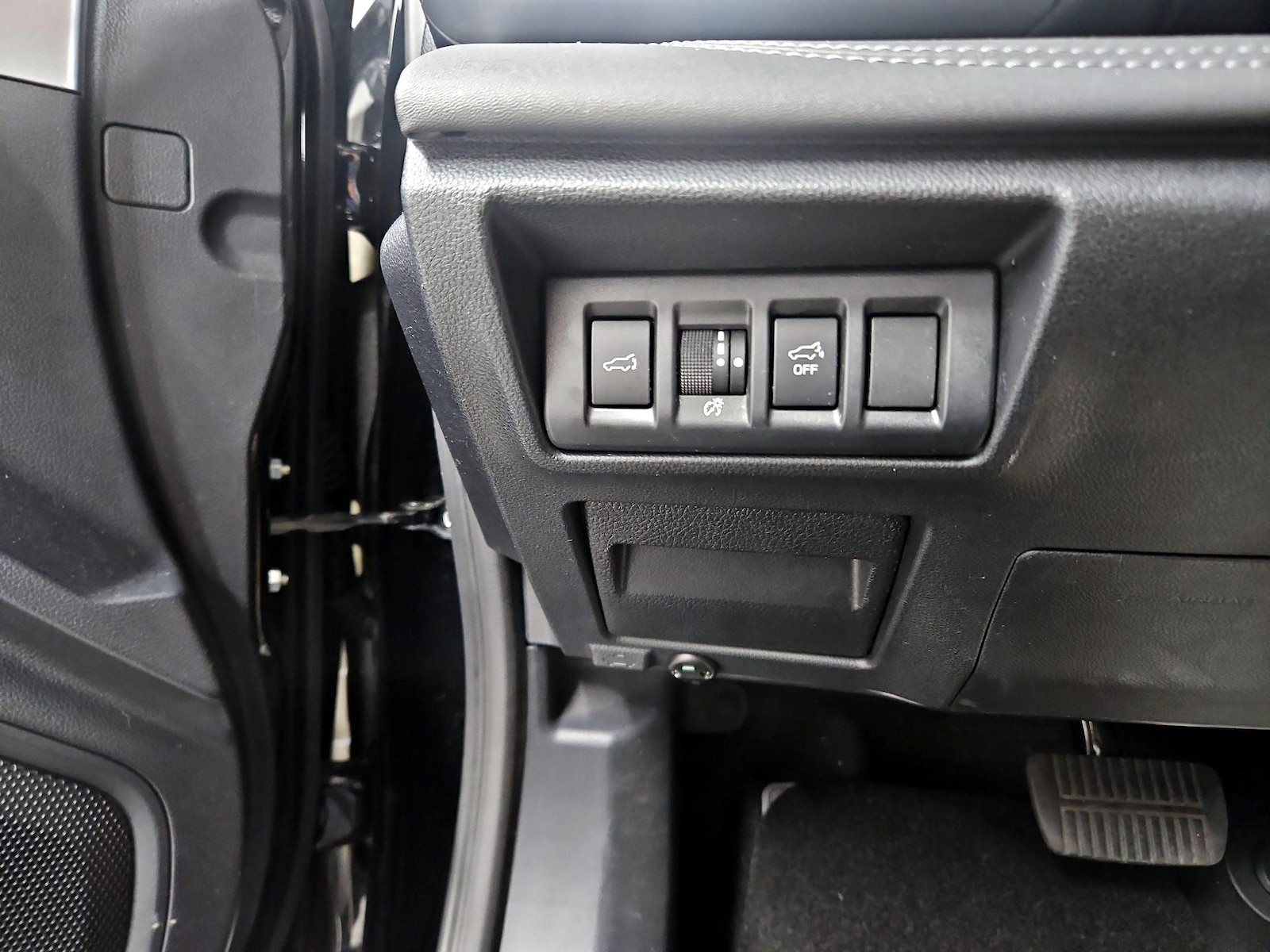 2020 Subaru Outback Limited - Photo 14