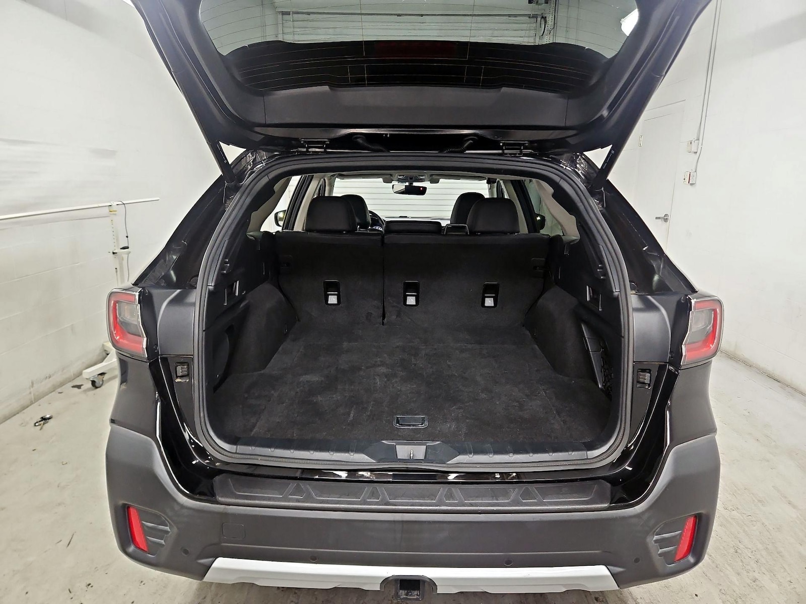 2020 Subaru Outback Limited - Photo 23