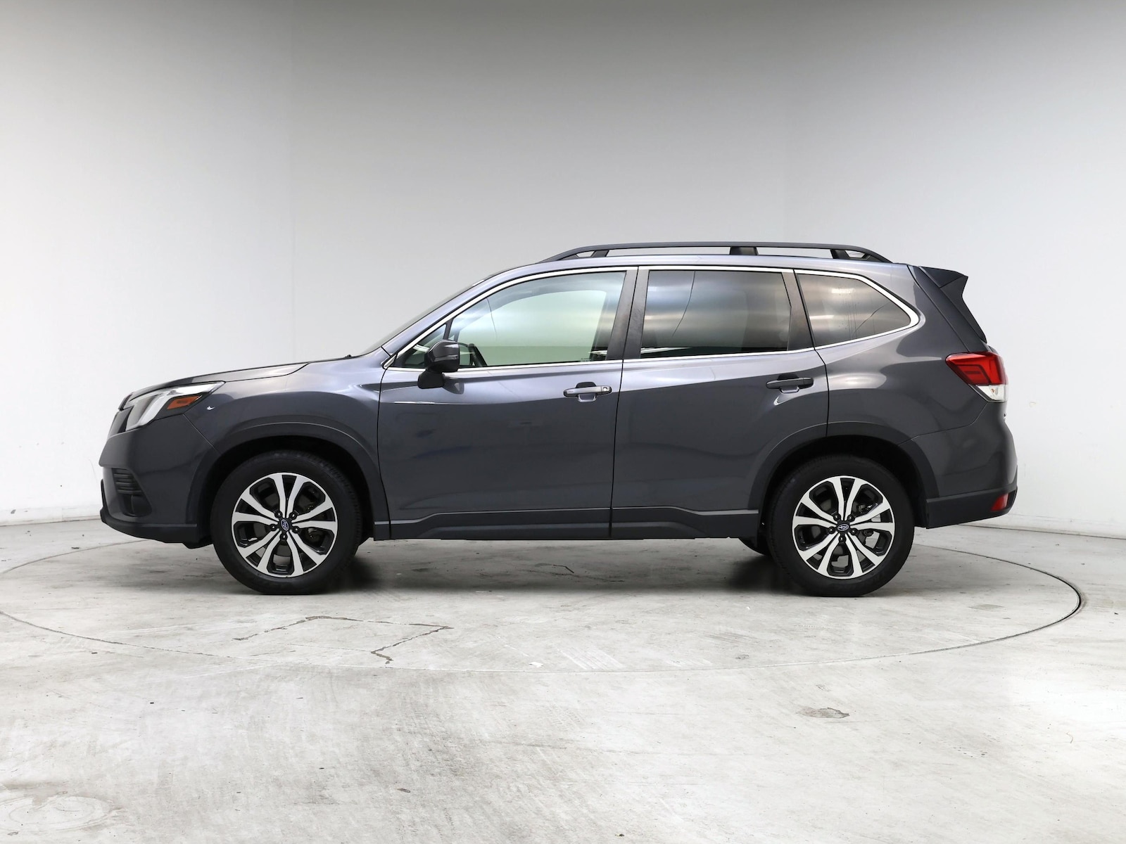 2022 Subaru Forester Limited - Photo 4