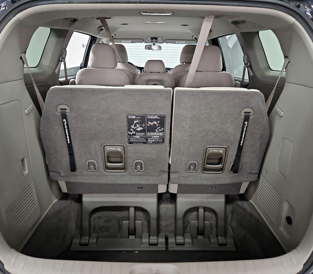 Trunk/Cargo (Seats Up)