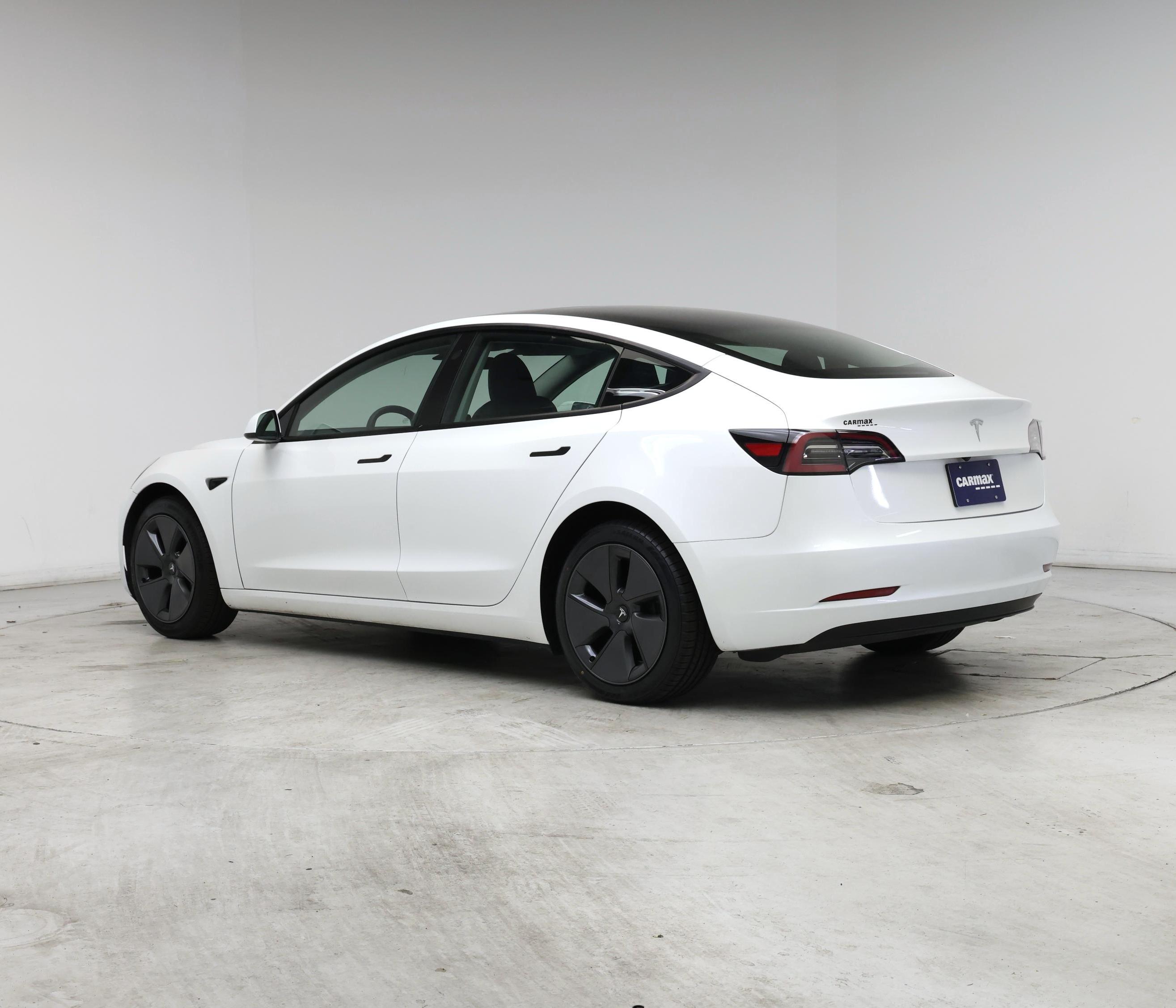 Thumbnail: 2023 Tesla Model 3 - 2