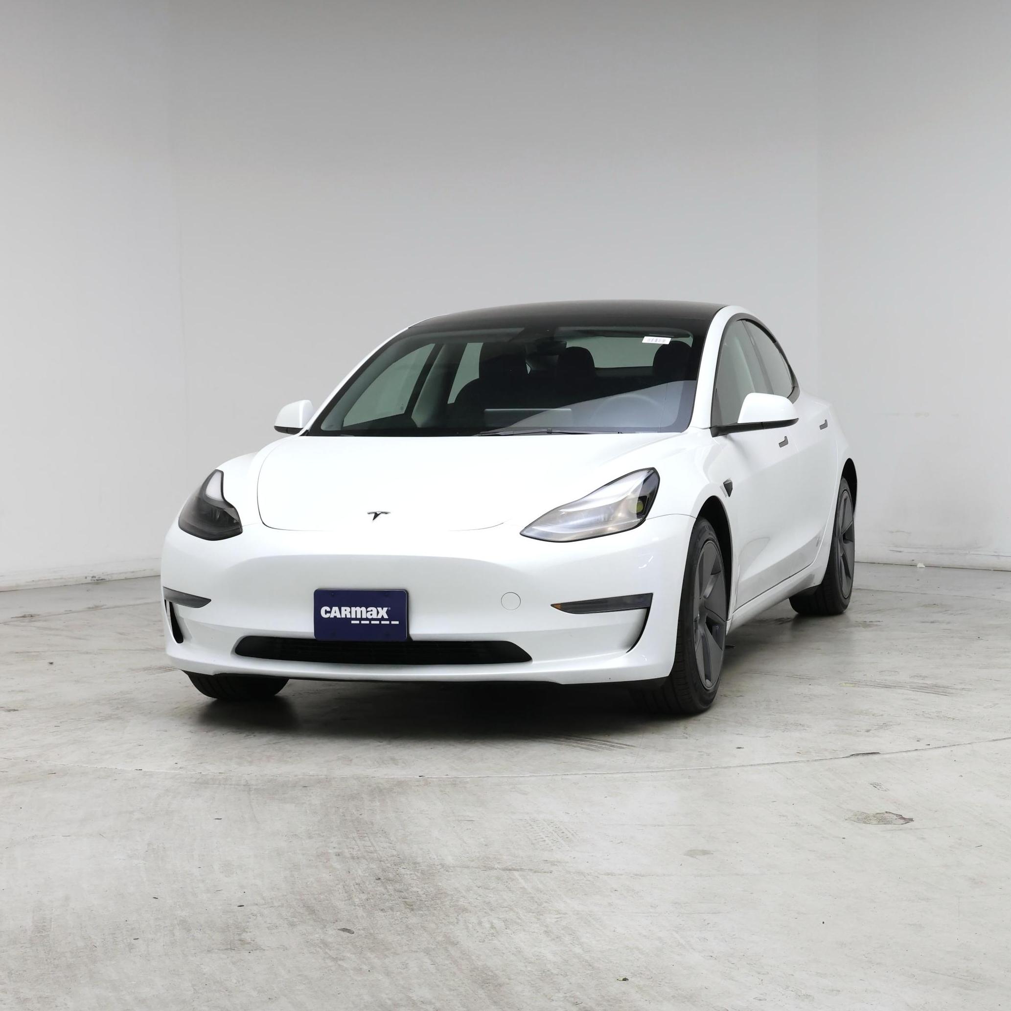 Thumbnail: 2023 Tesla Model 3 - 4