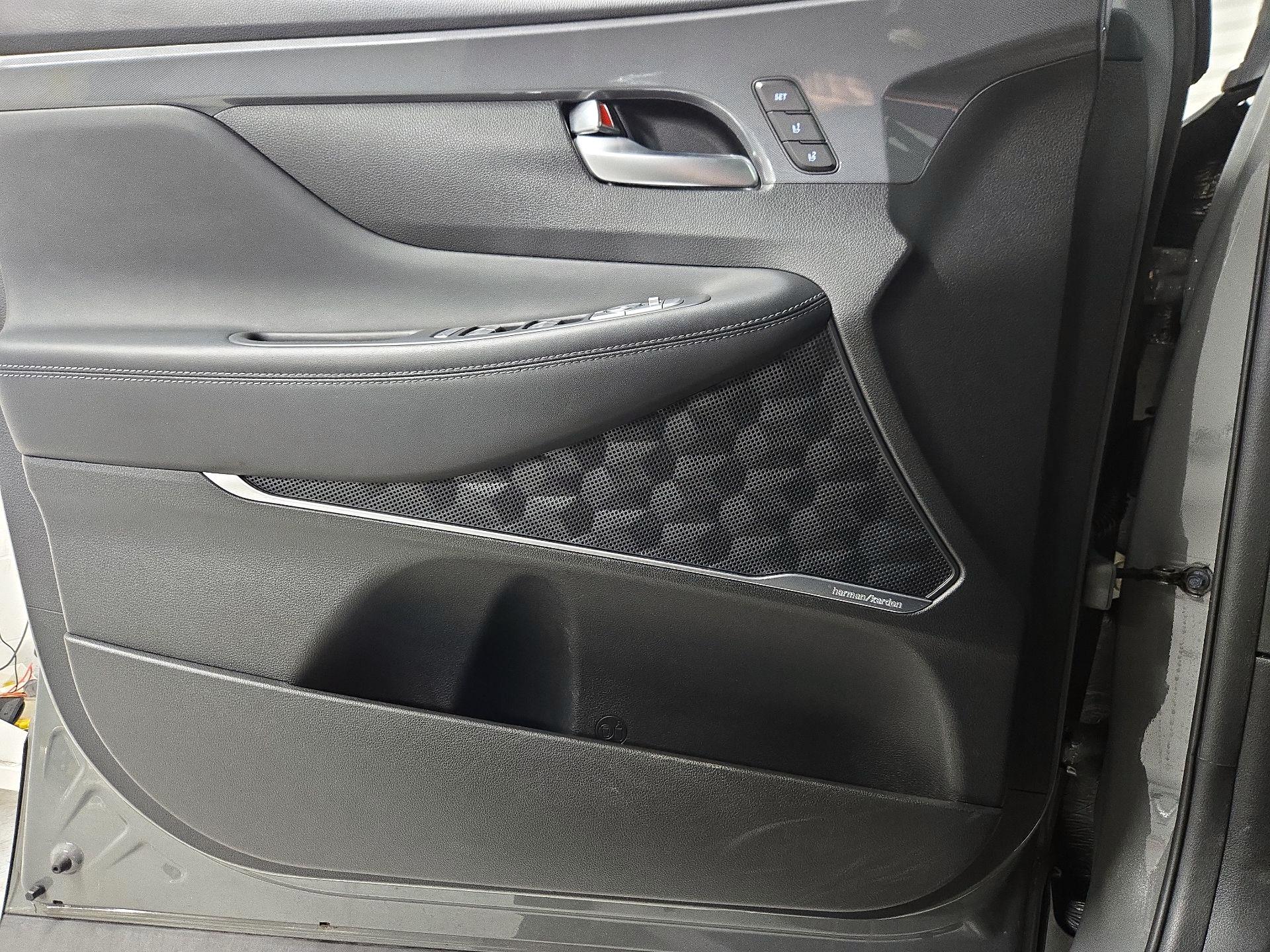 Thumbnail: 2021 Hyundai Santa Fe - 12