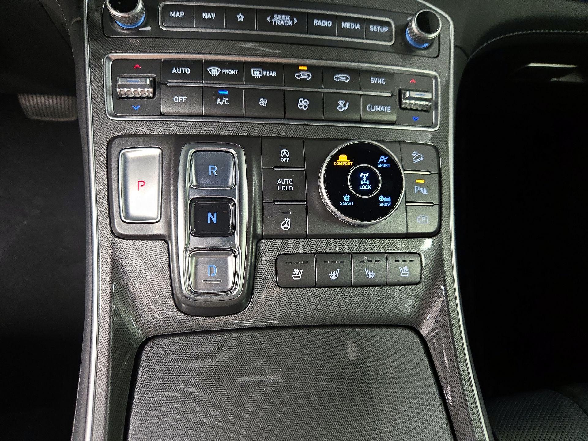 Thumbnail: 2021 Hyundai Santa Fe - 18