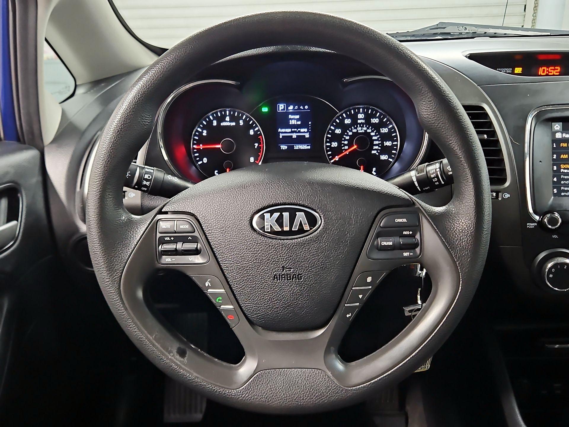 Thumbnail: 2018 Kia Forte - 10