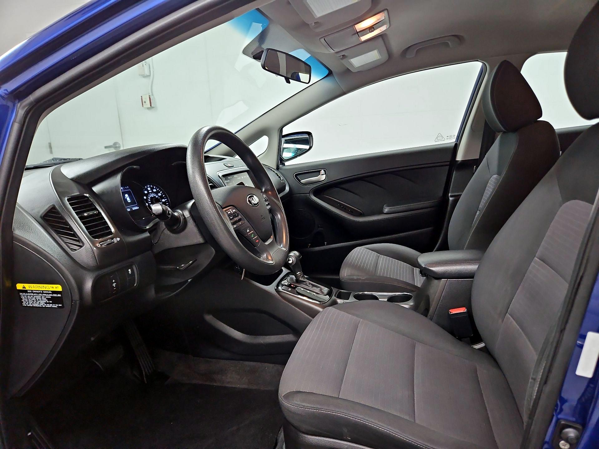 Thumbnail: 2018 Kia Forte - 11