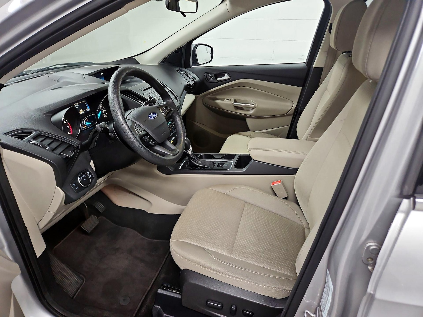 Power Seat(s) & Side Airbags