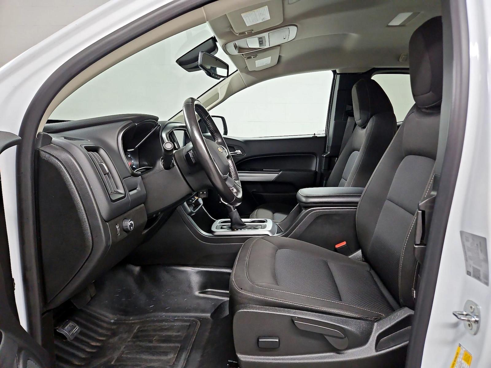 Power Seat(s) & Side Airbags