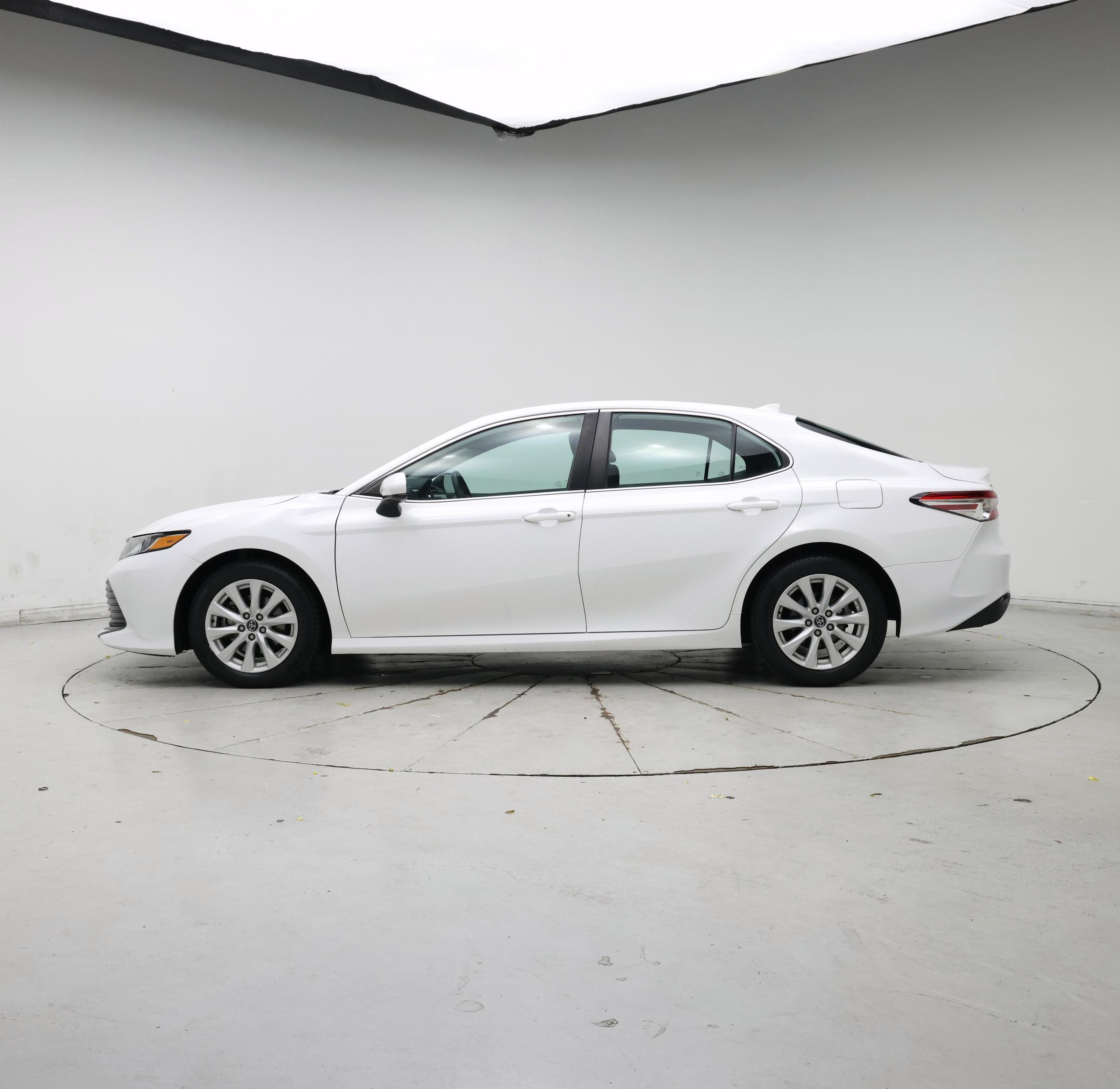 Thumbnail: 2020 Toyota Camry - 3