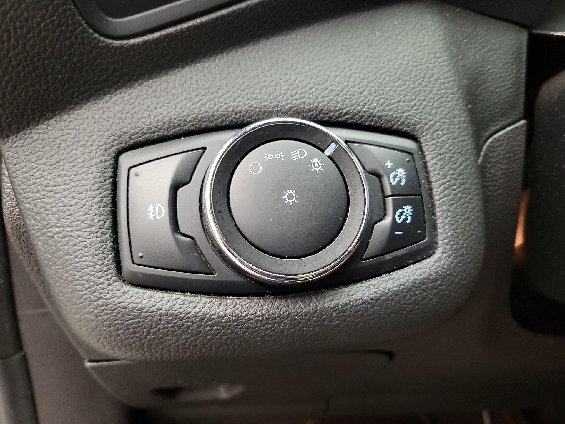 Thumbnail: 2014 Ford Escape - 13