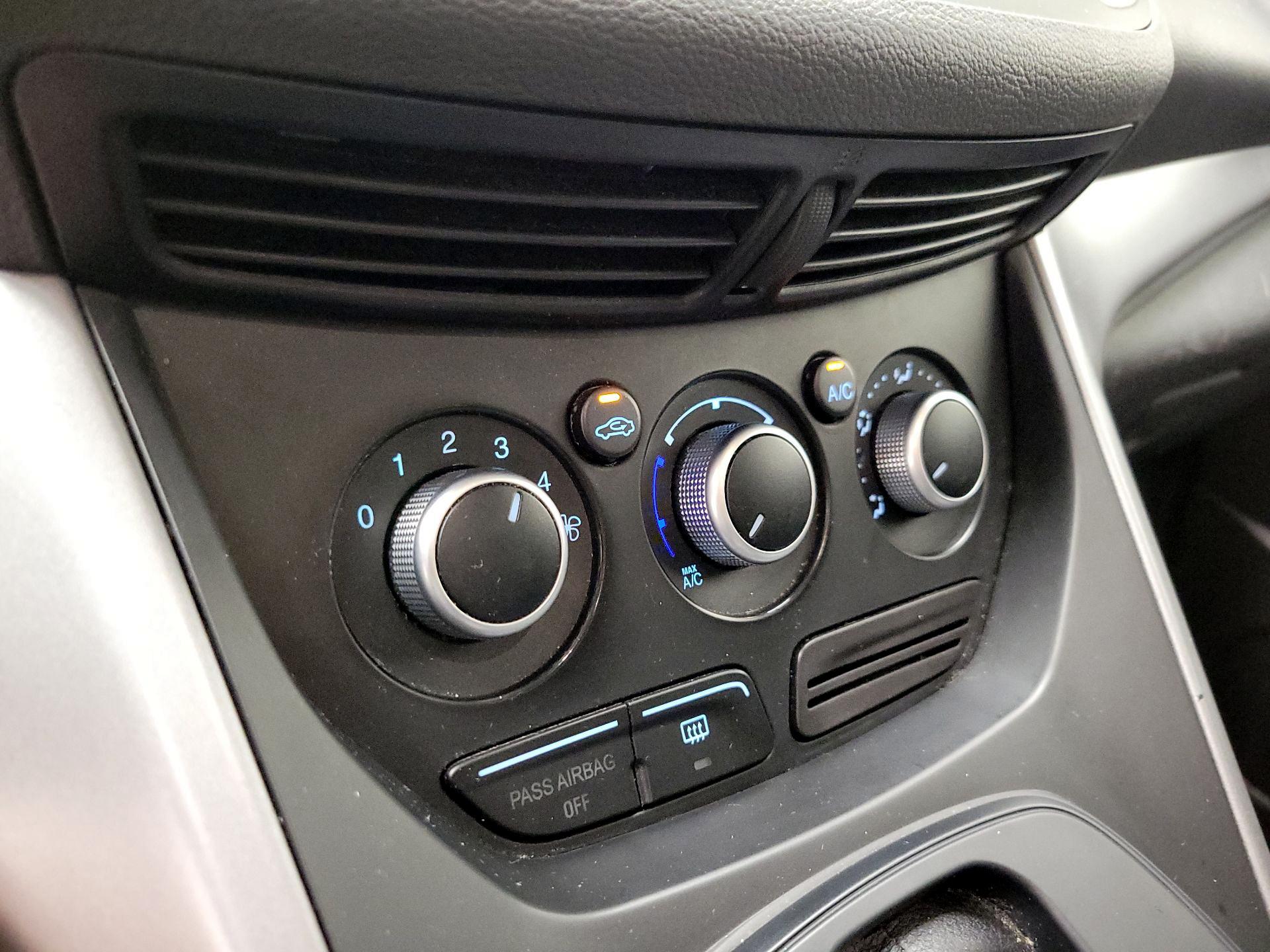 Thumbnail: 2014 Ford Escape - 16