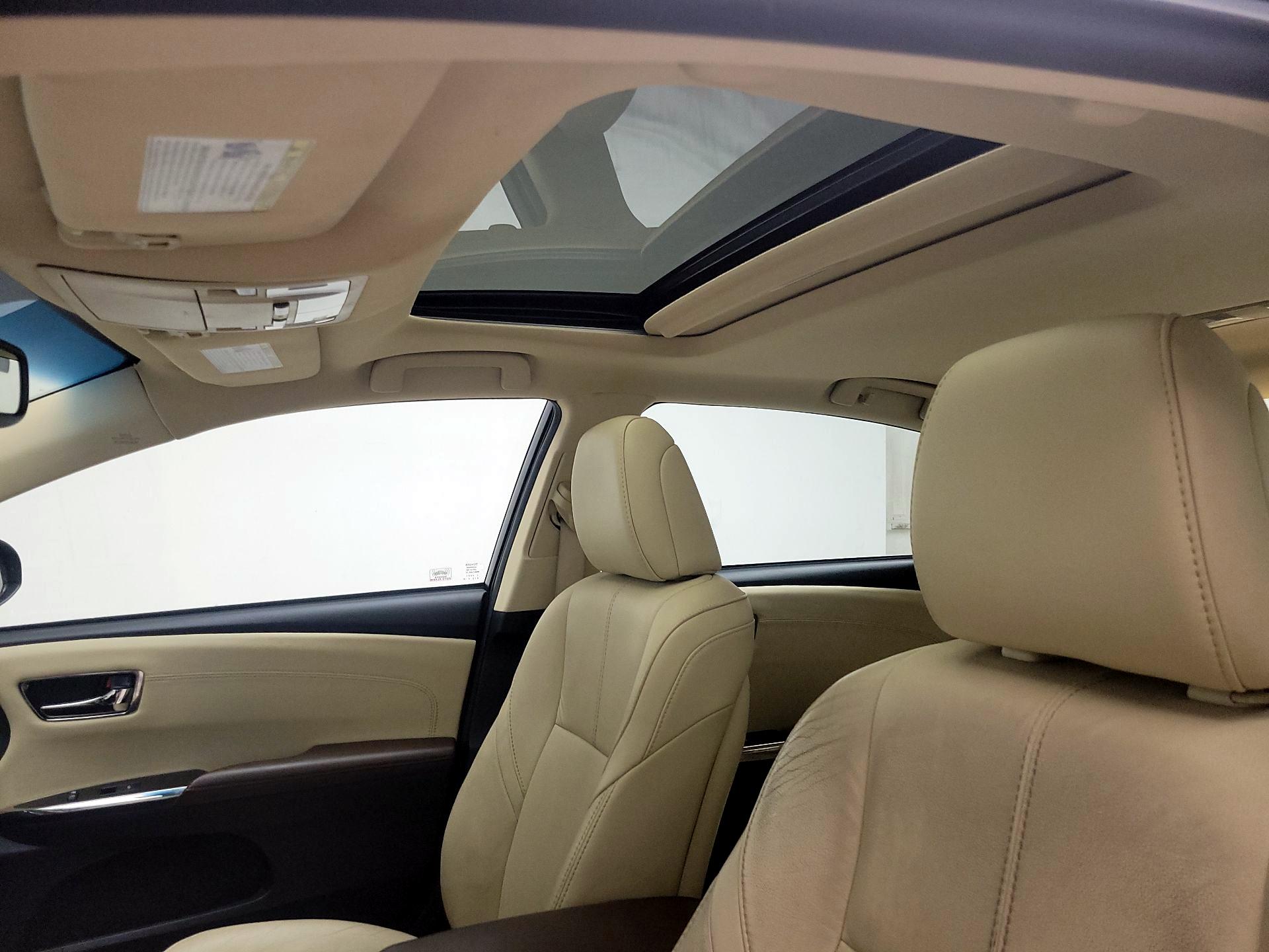 Thumbnail: 2014 Toyota Avalon - 19