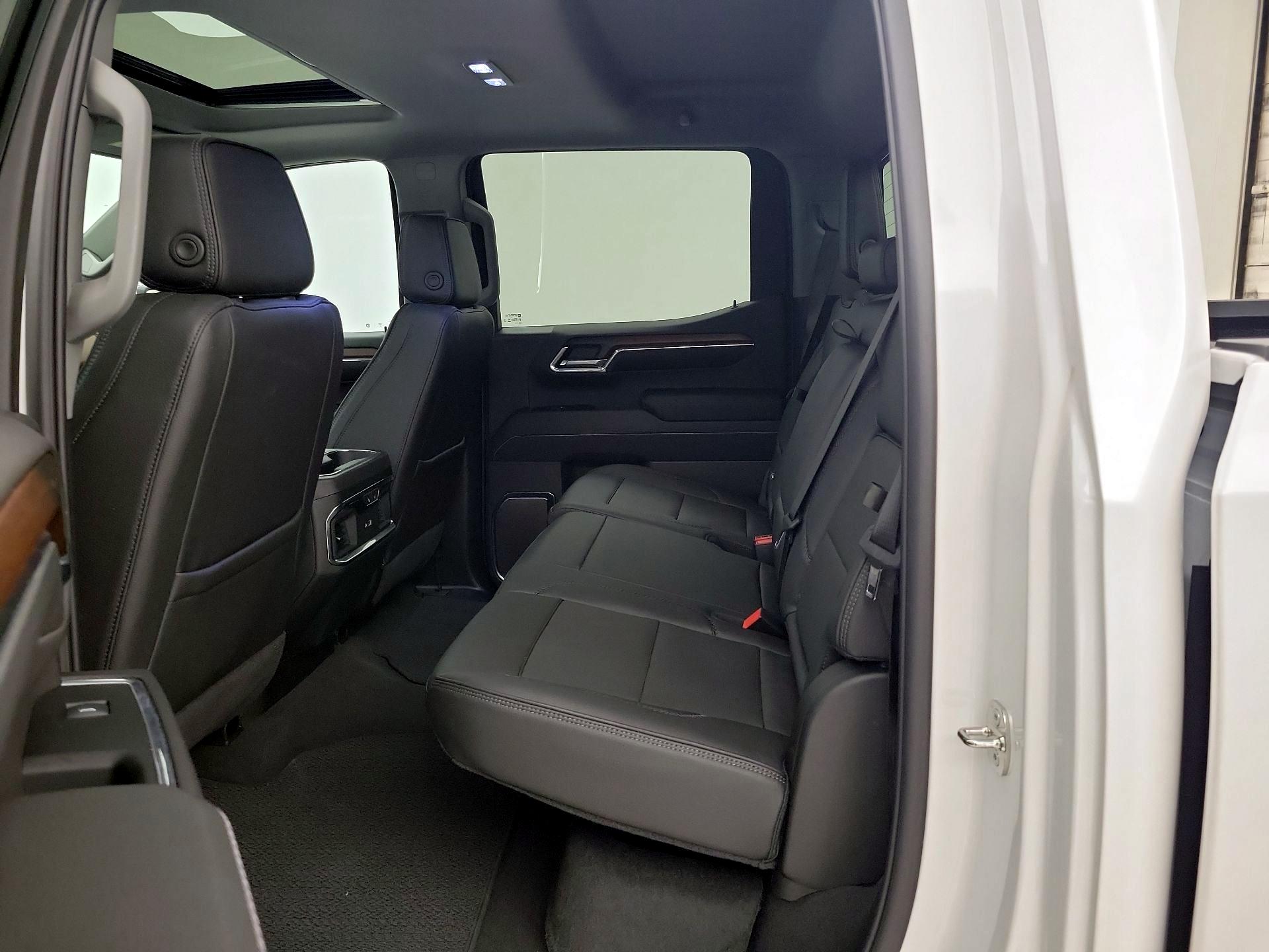 Thumbnail: 2024 GMC Sierra 1500 - 19