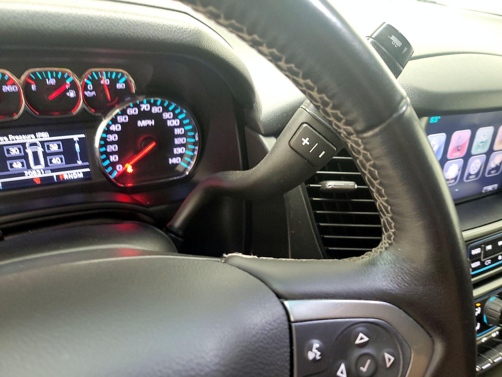 Thumbnail: 2015 Chevrolet Suburban - 18
