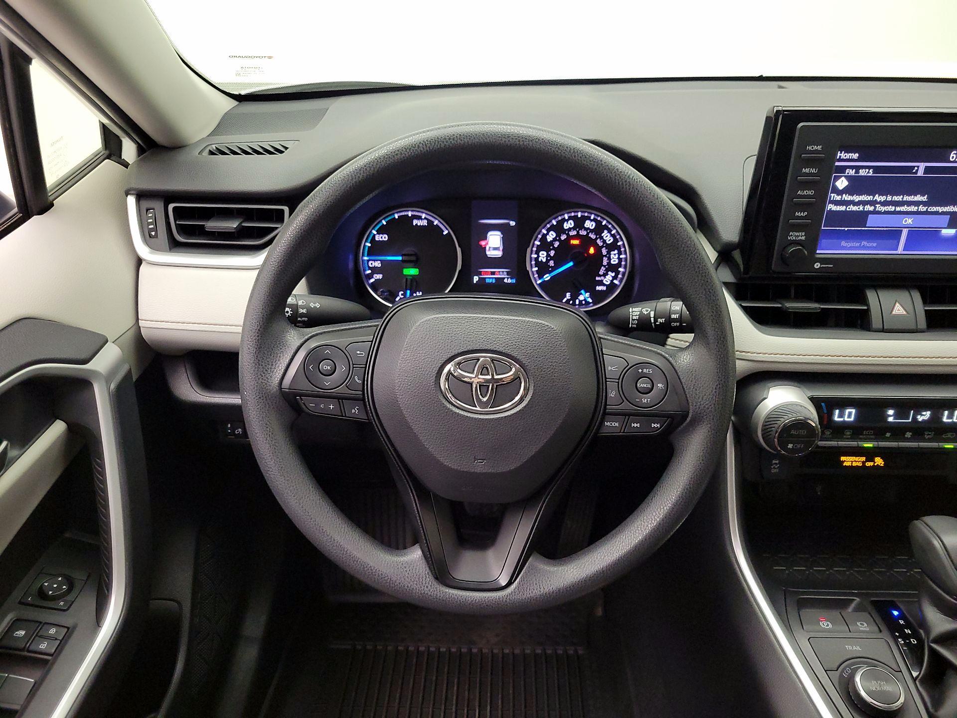 Thumbnail: 2022 Toyota RAV4 - 10