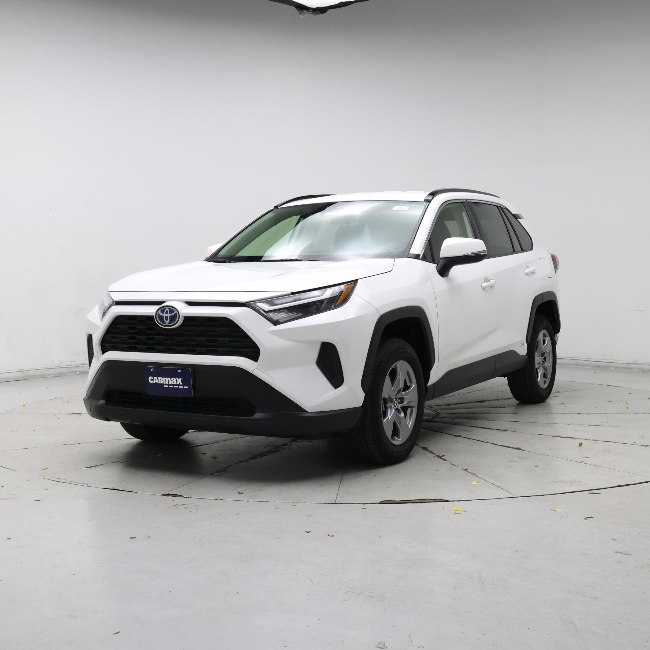 Thumbnail: 2022 Toyota RAV4 - 4