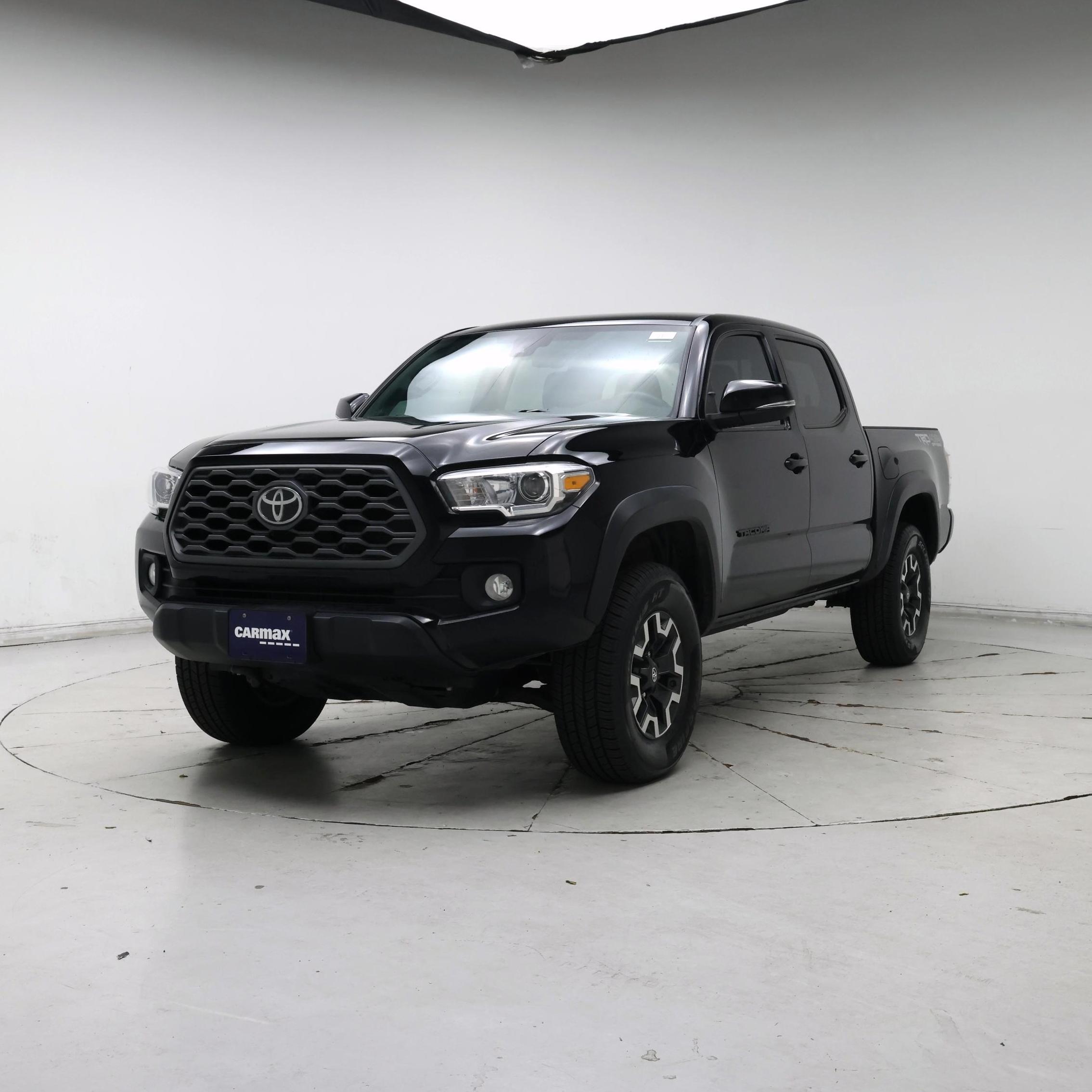 Thumbnail: 2020 Toyota Tacoma - 4