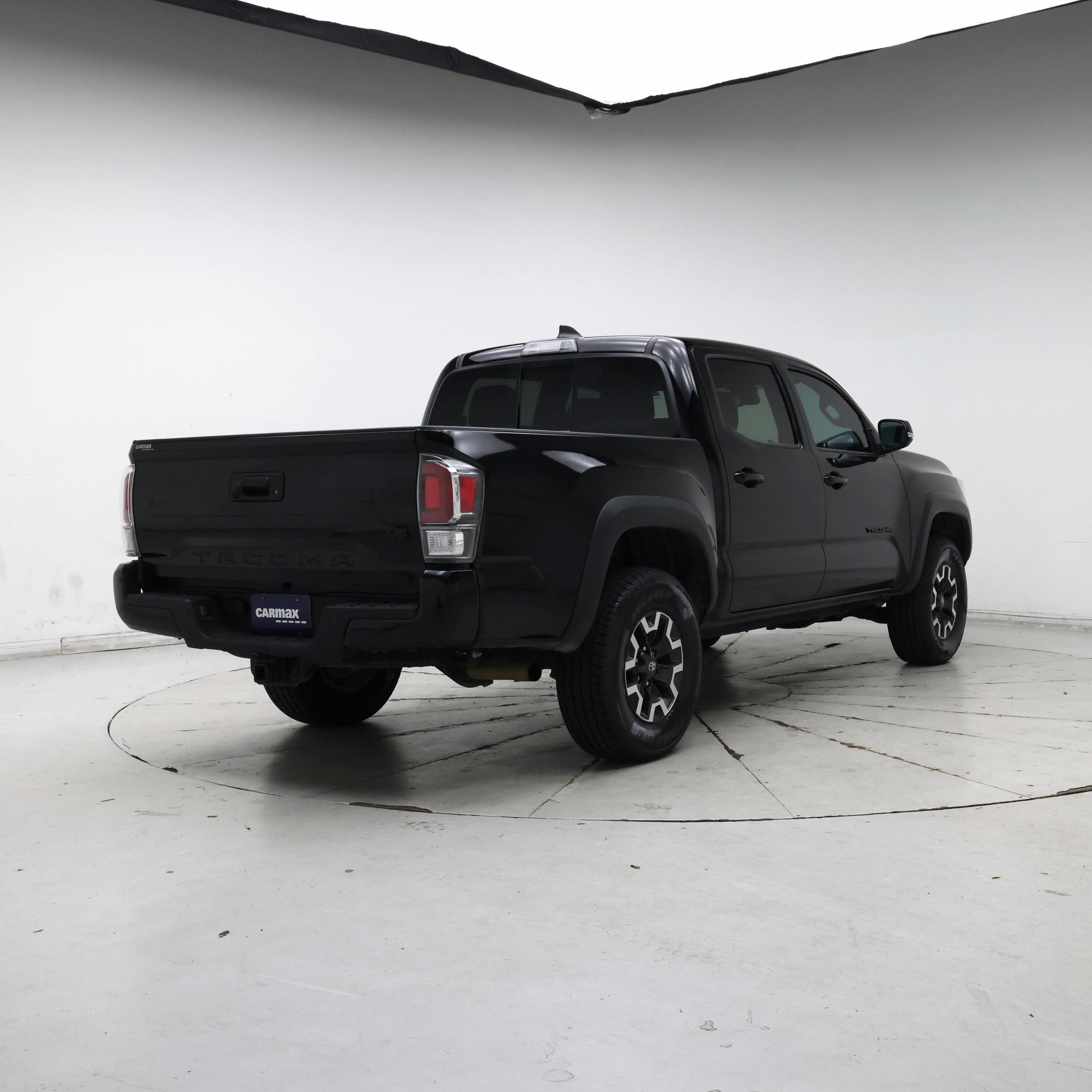 Thumbnail: 2020 Toyota Tacoma - 8