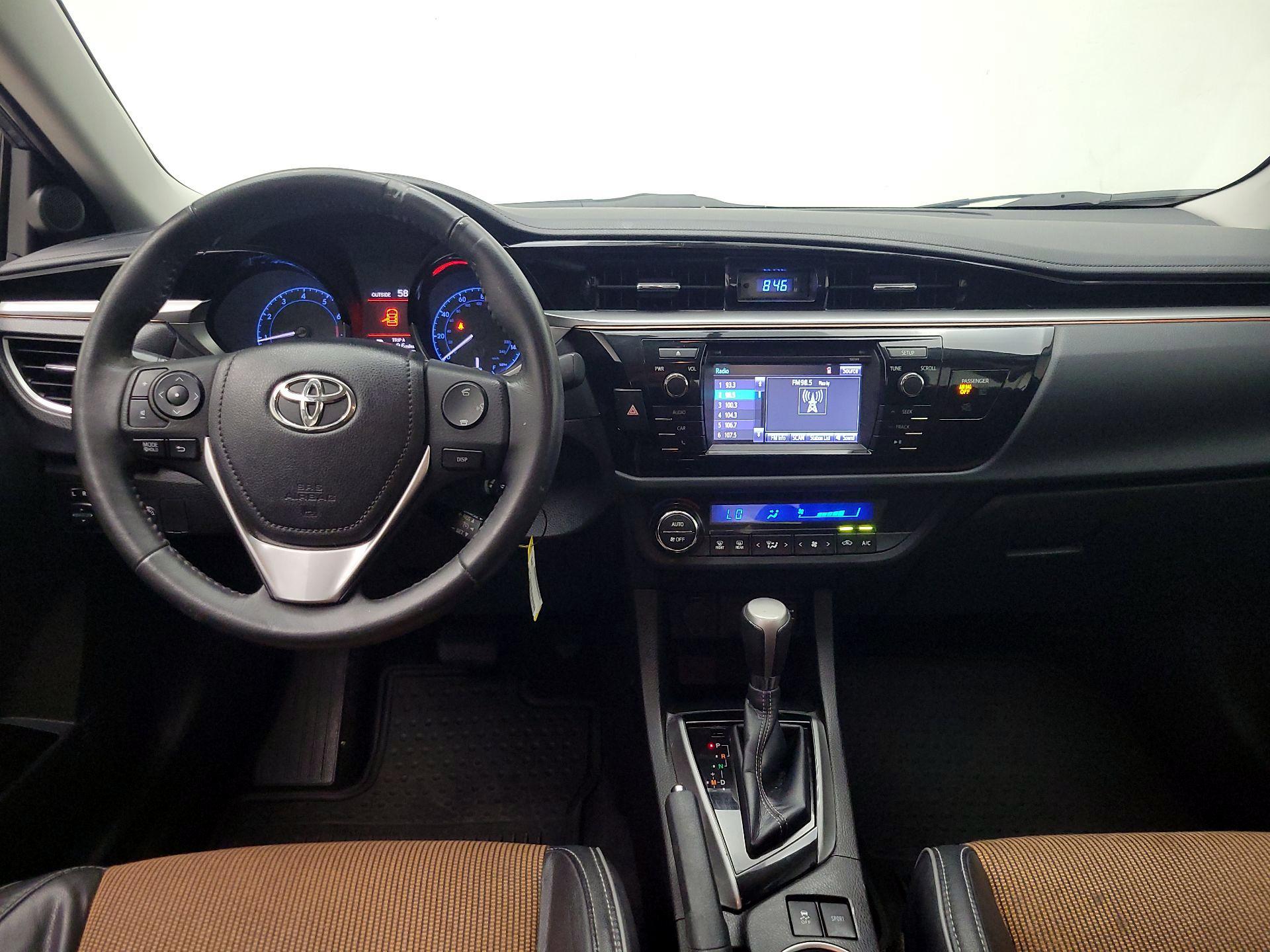 Thumbnail: 2014 Toyota Corolla - 9