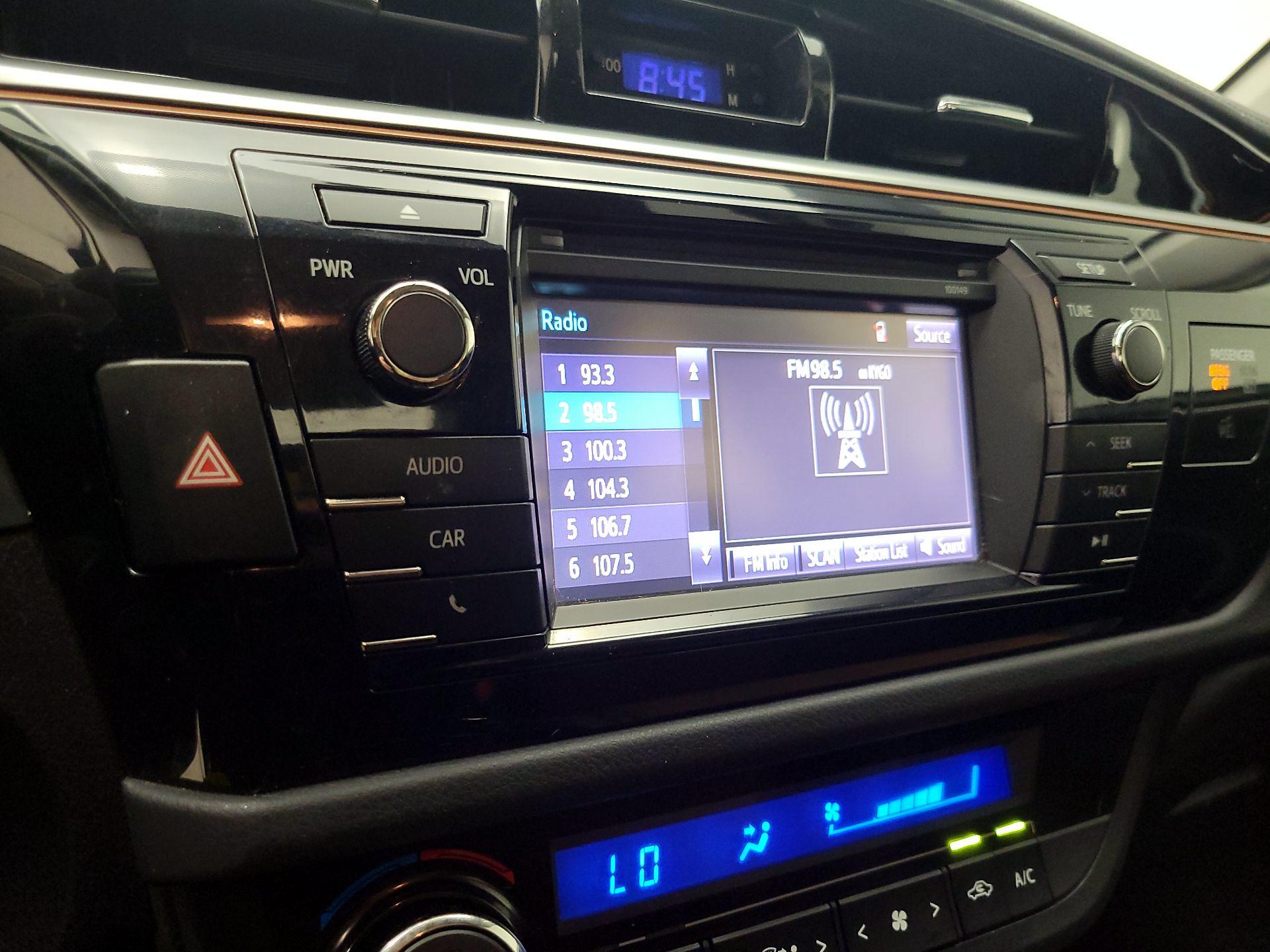 Thumbnail: 2014 Toyota Corolla - 15