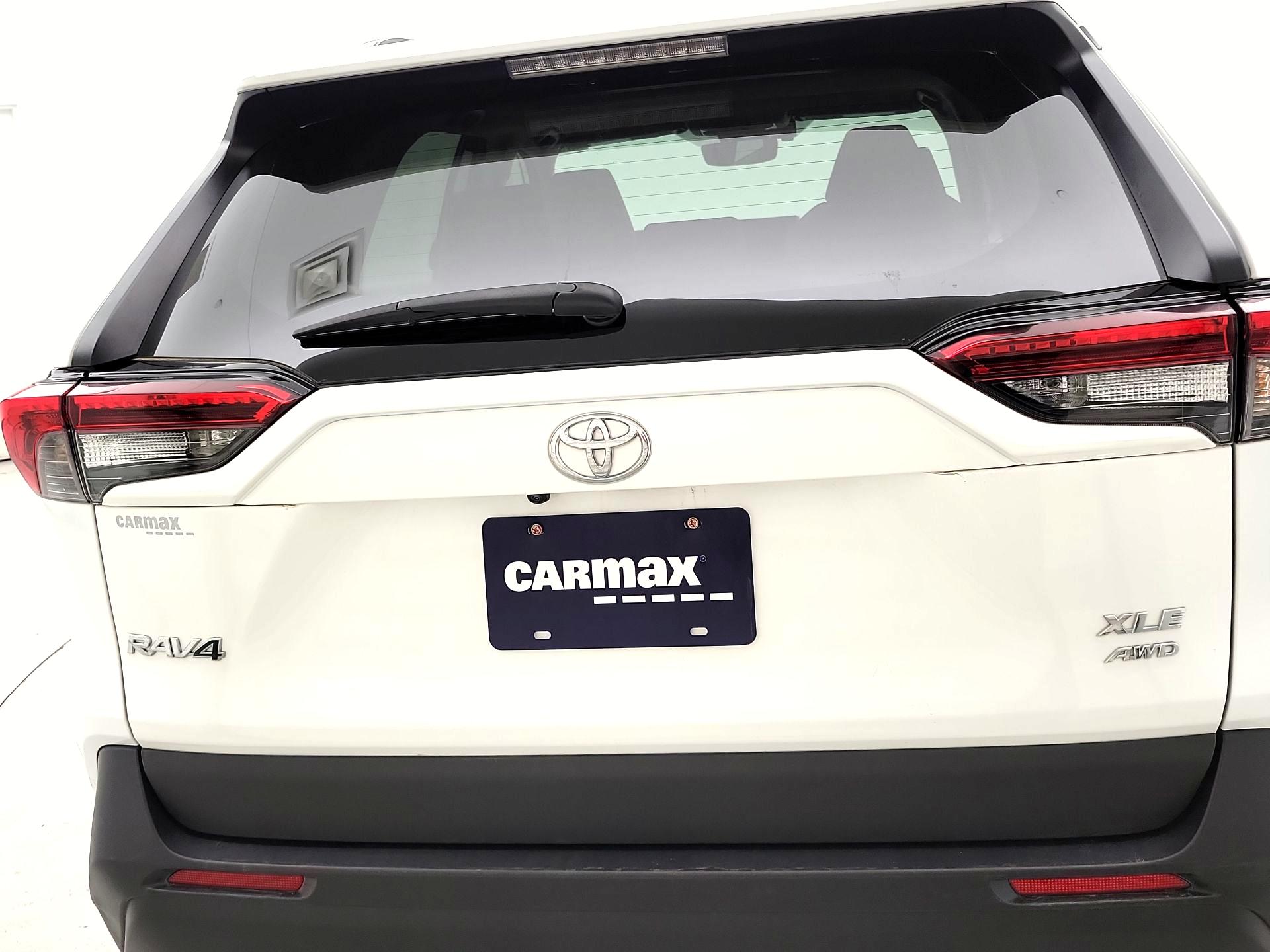 Thumbnail: 2023 Toyota RAV4 - 6