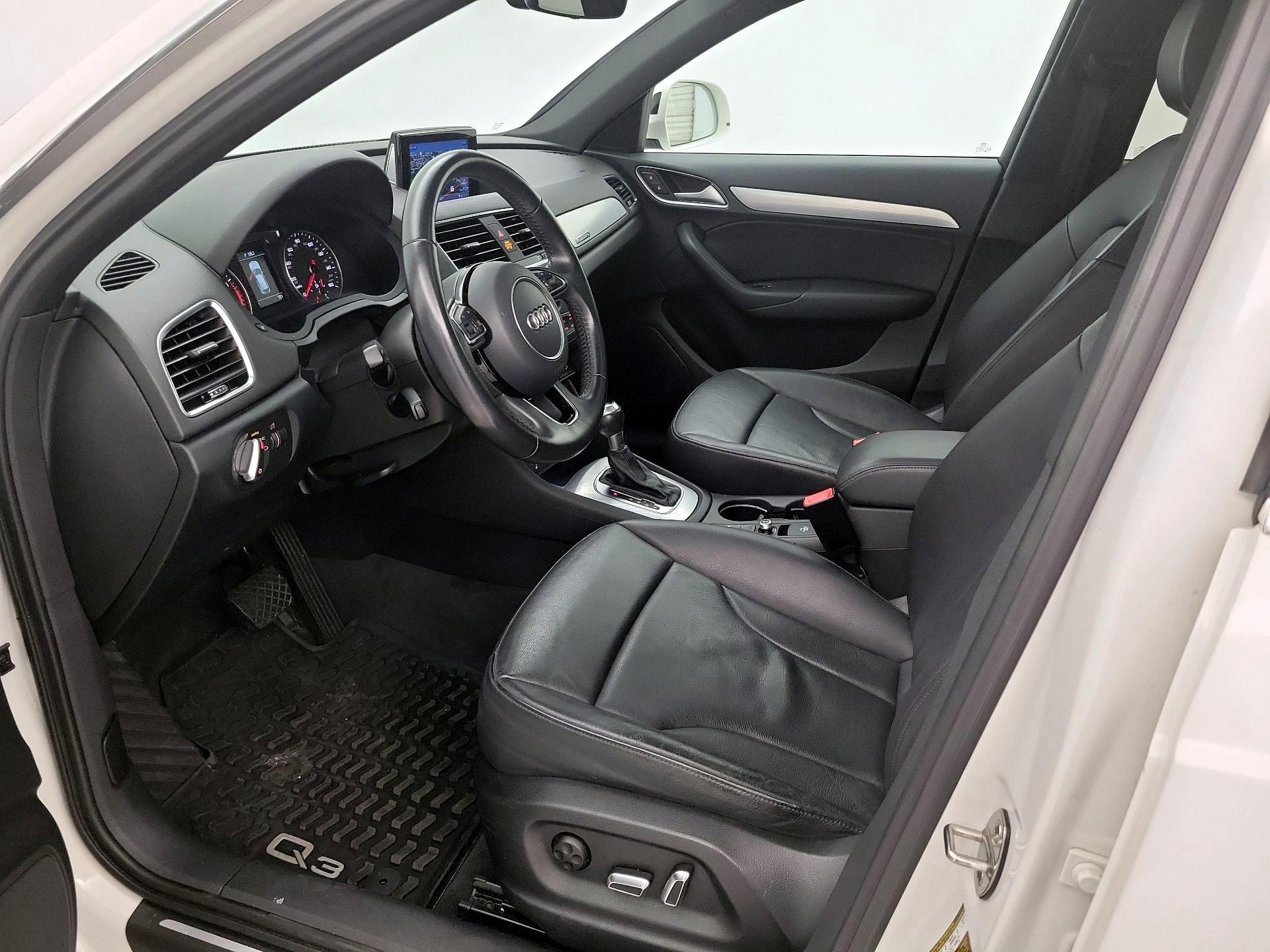 Thumbnail: 2018 Audi Q3 - 11