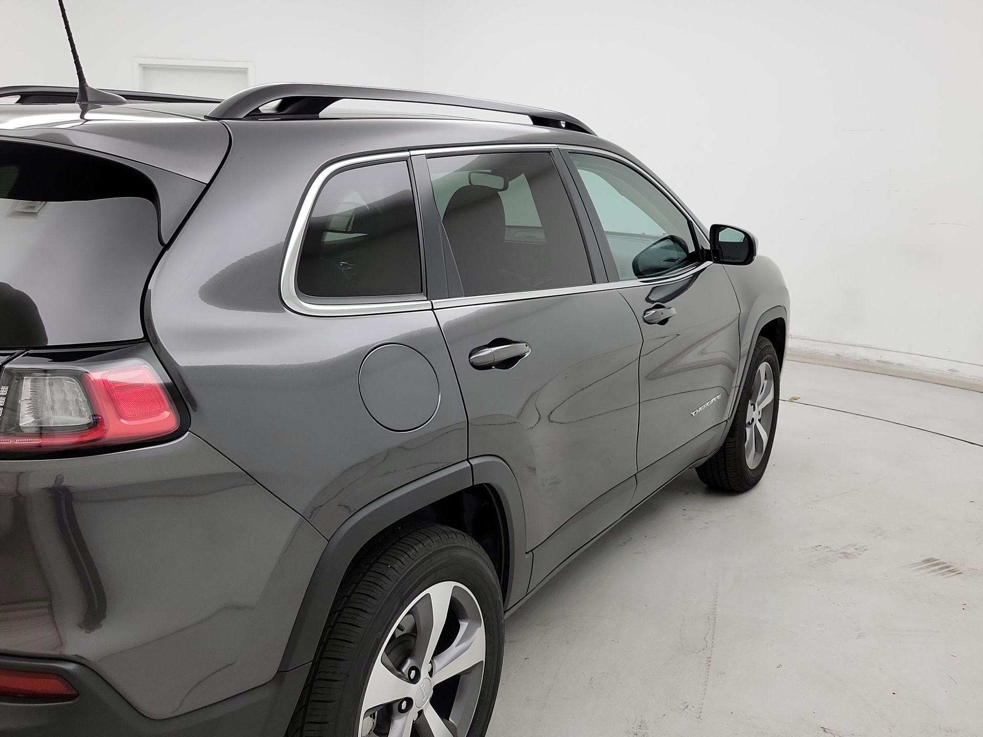 Thumbnail: 2022 Jeep Cherokee - 5