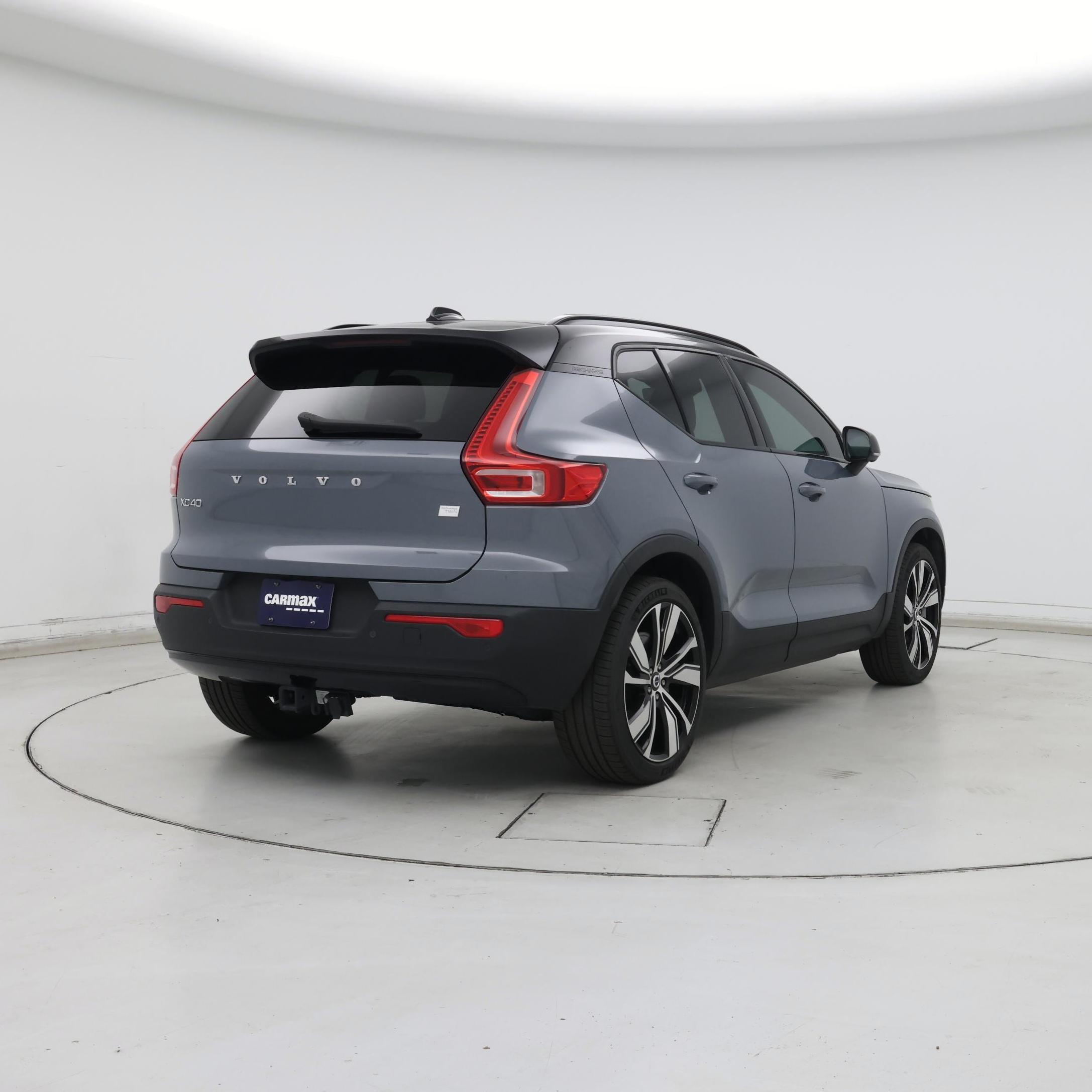 Thumbnail: 2022 Volvo XC40 - 8