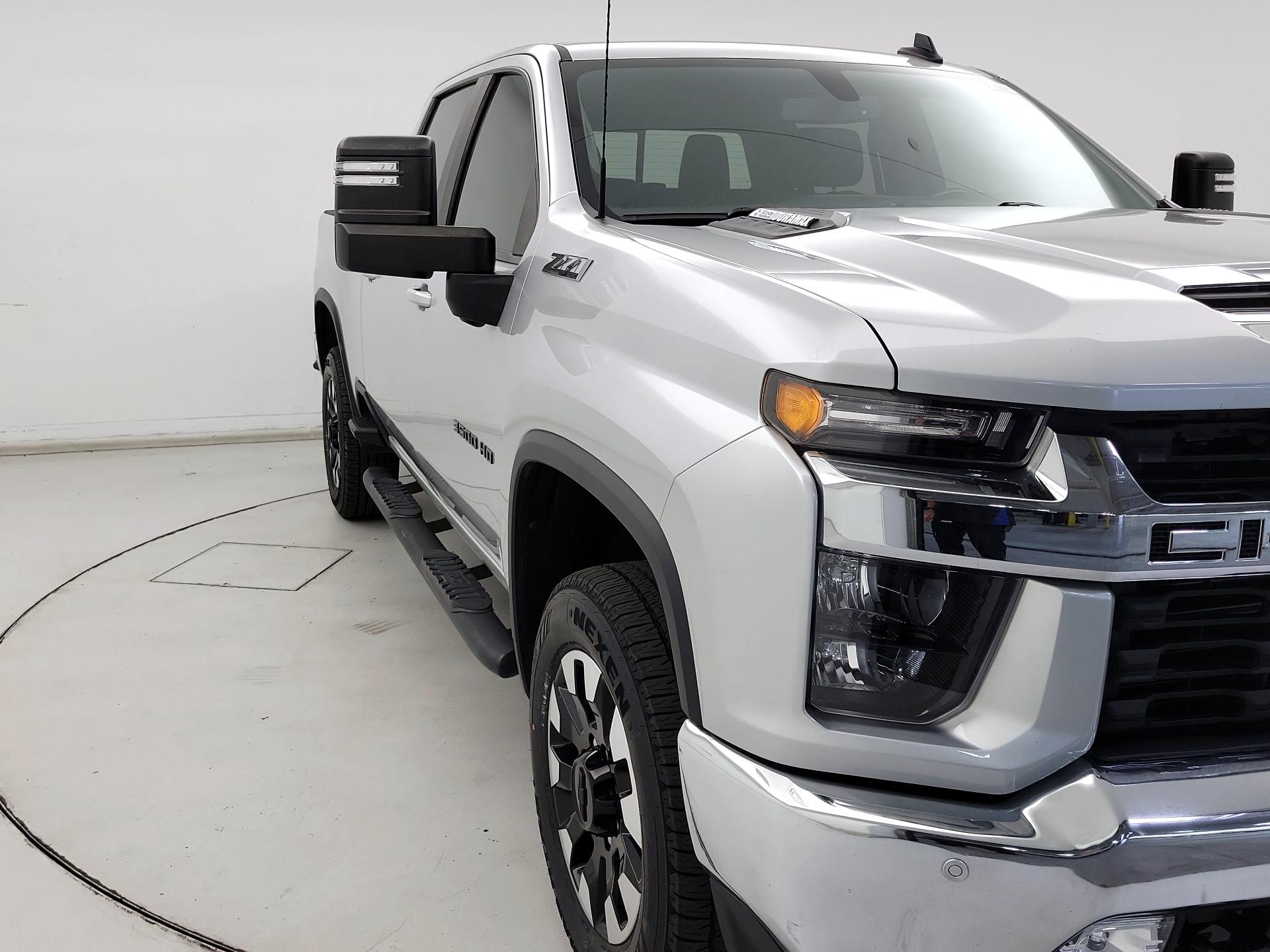 Thumbnail: 2020 Chevrolet Silverado 3500 - 1