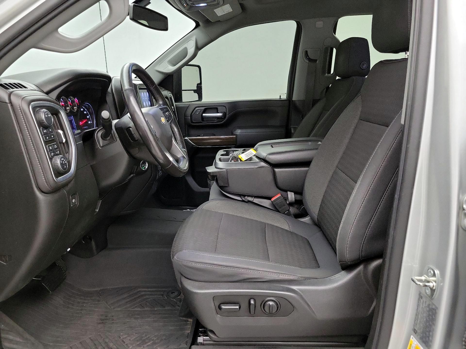Thumbnail: 2020 Chevrolet Silverado 3500 - 9