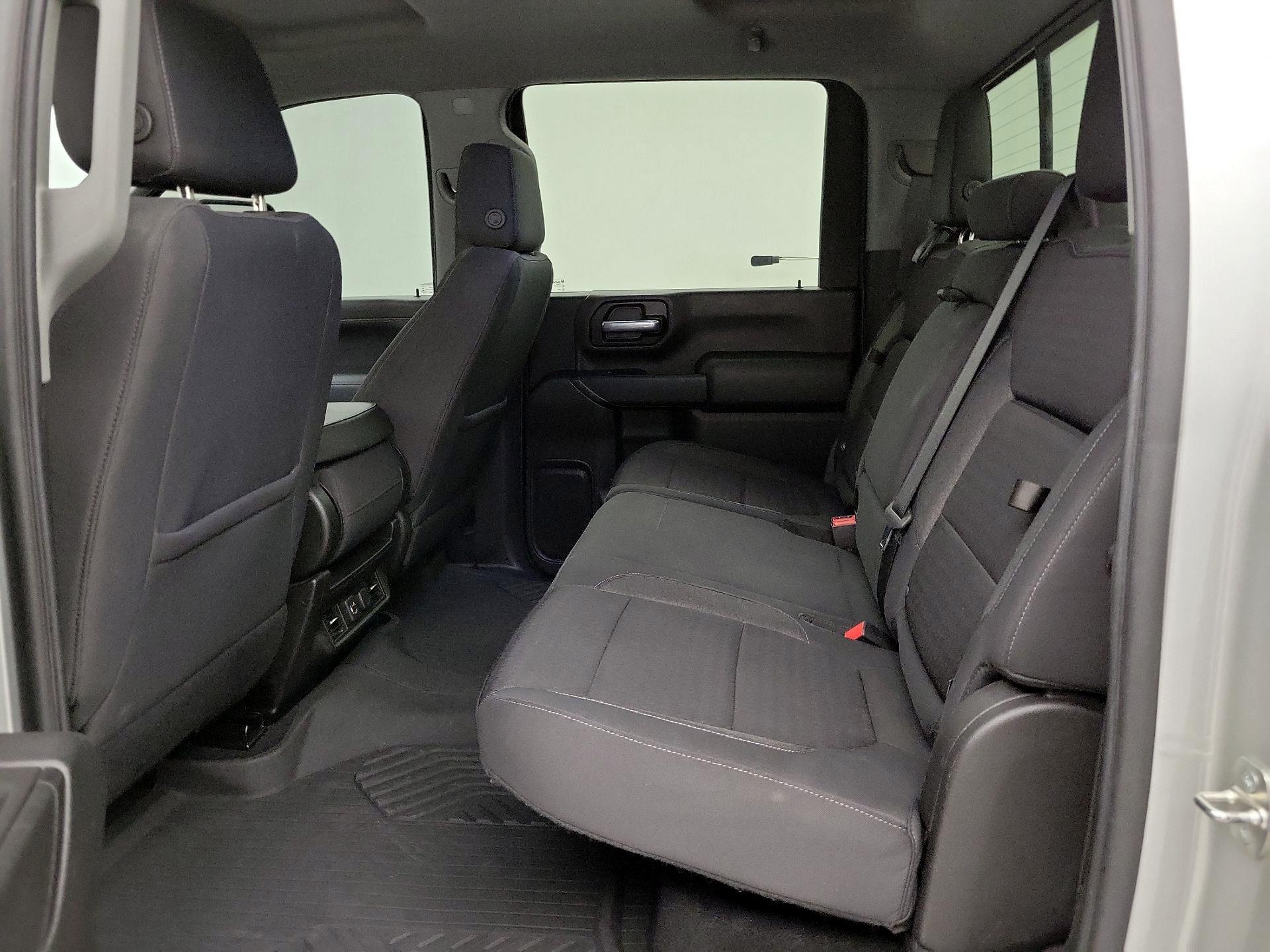 Thumbnail: 2020 Chevrolet Silverado 3500 - 17