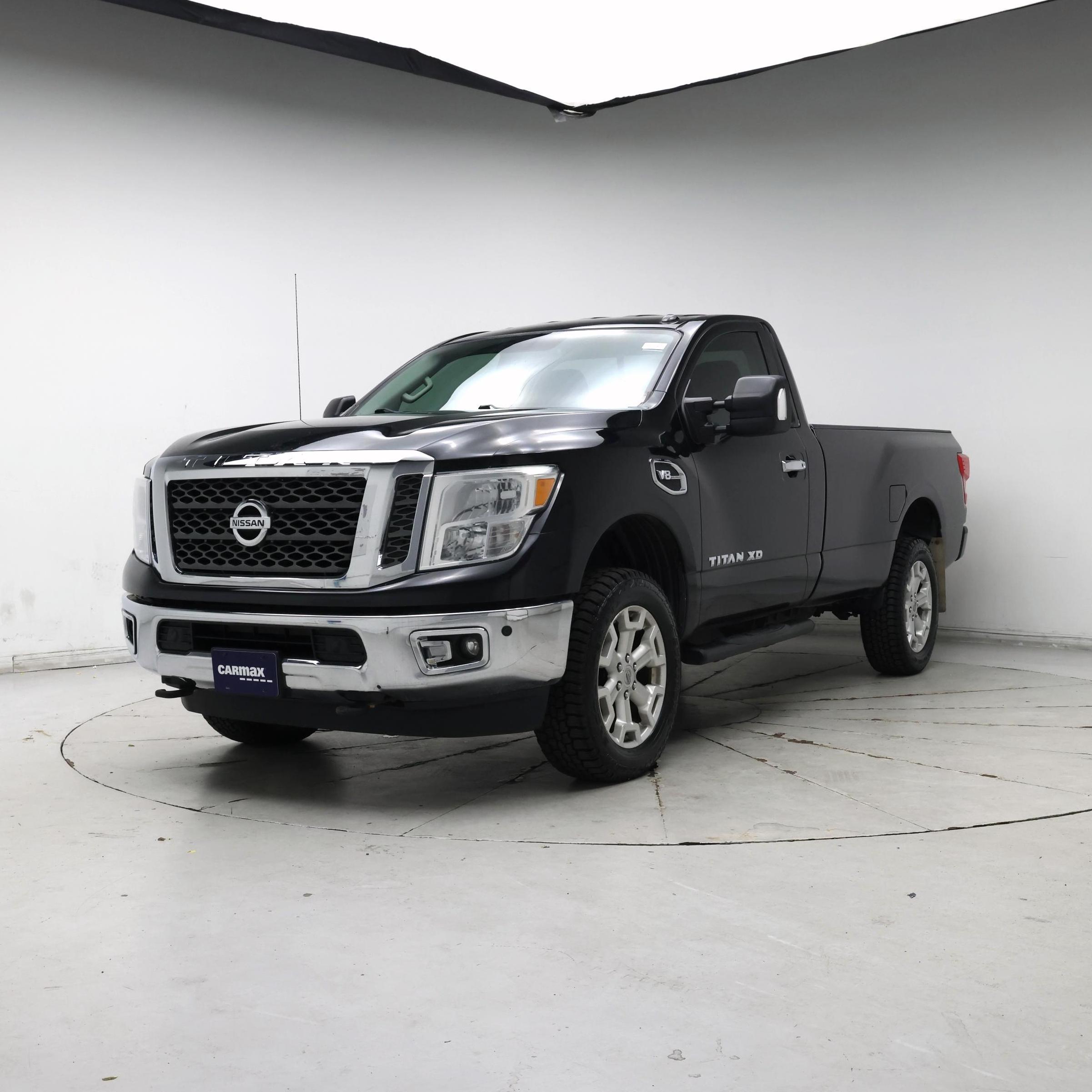 Thumbnail: 2017 Nissan Titan - 4