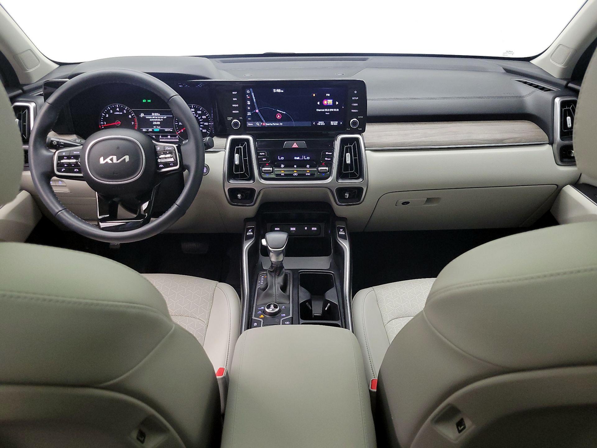 Thumbnail: 2023 Kia Sorento - 9