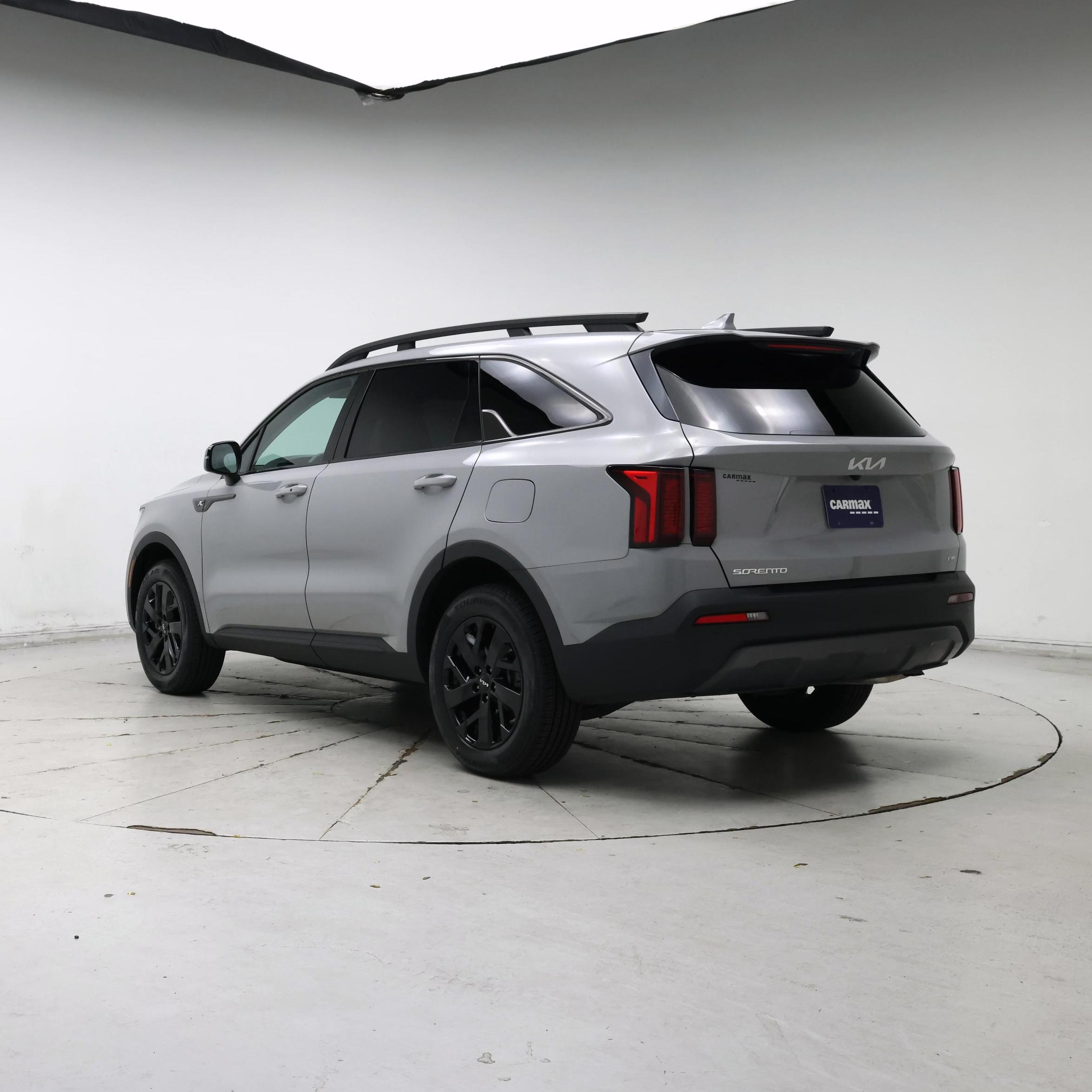 Thumbnail: 2023 Kia Sorento - 2