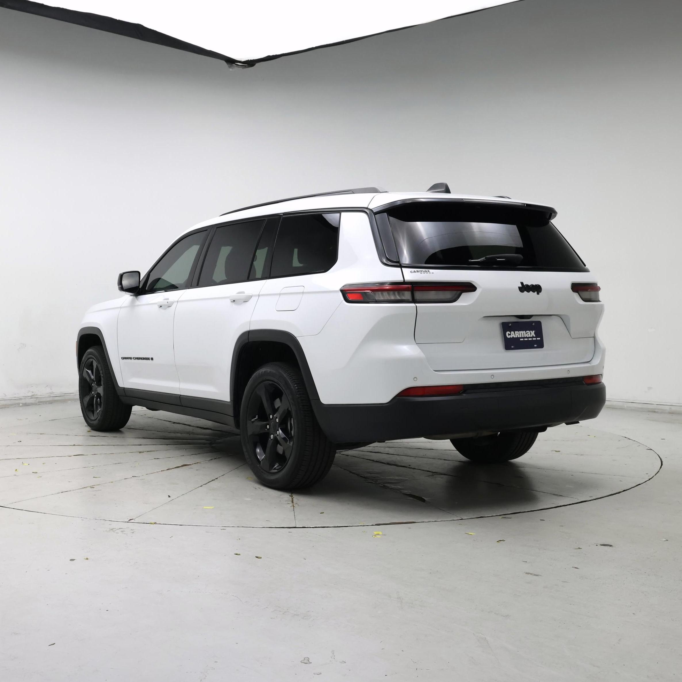 Thumbnail: 2023 Jeep Grand Cherokee L - 2
