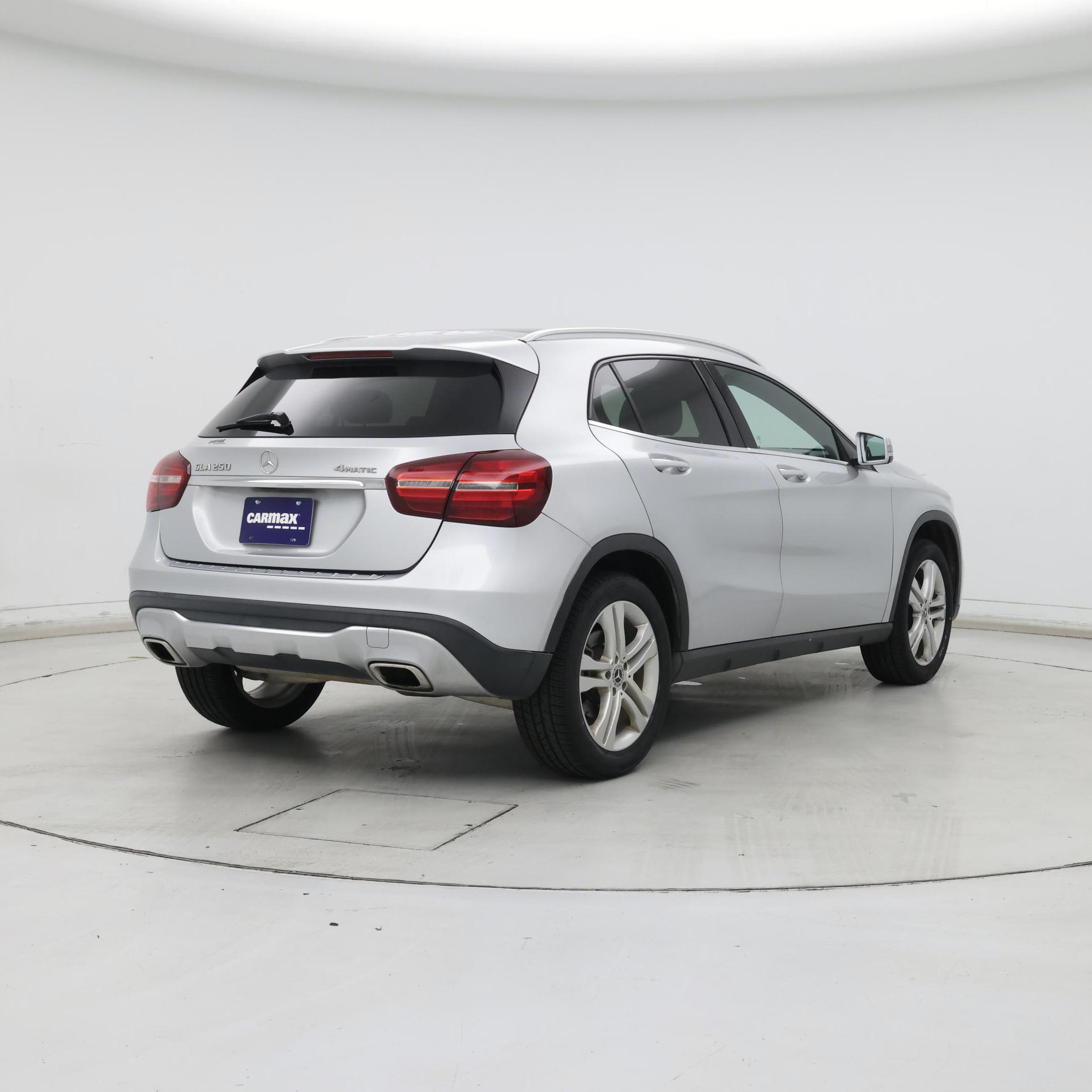 Thumbnail: 2019 Mercedes-Benz GLA - 8