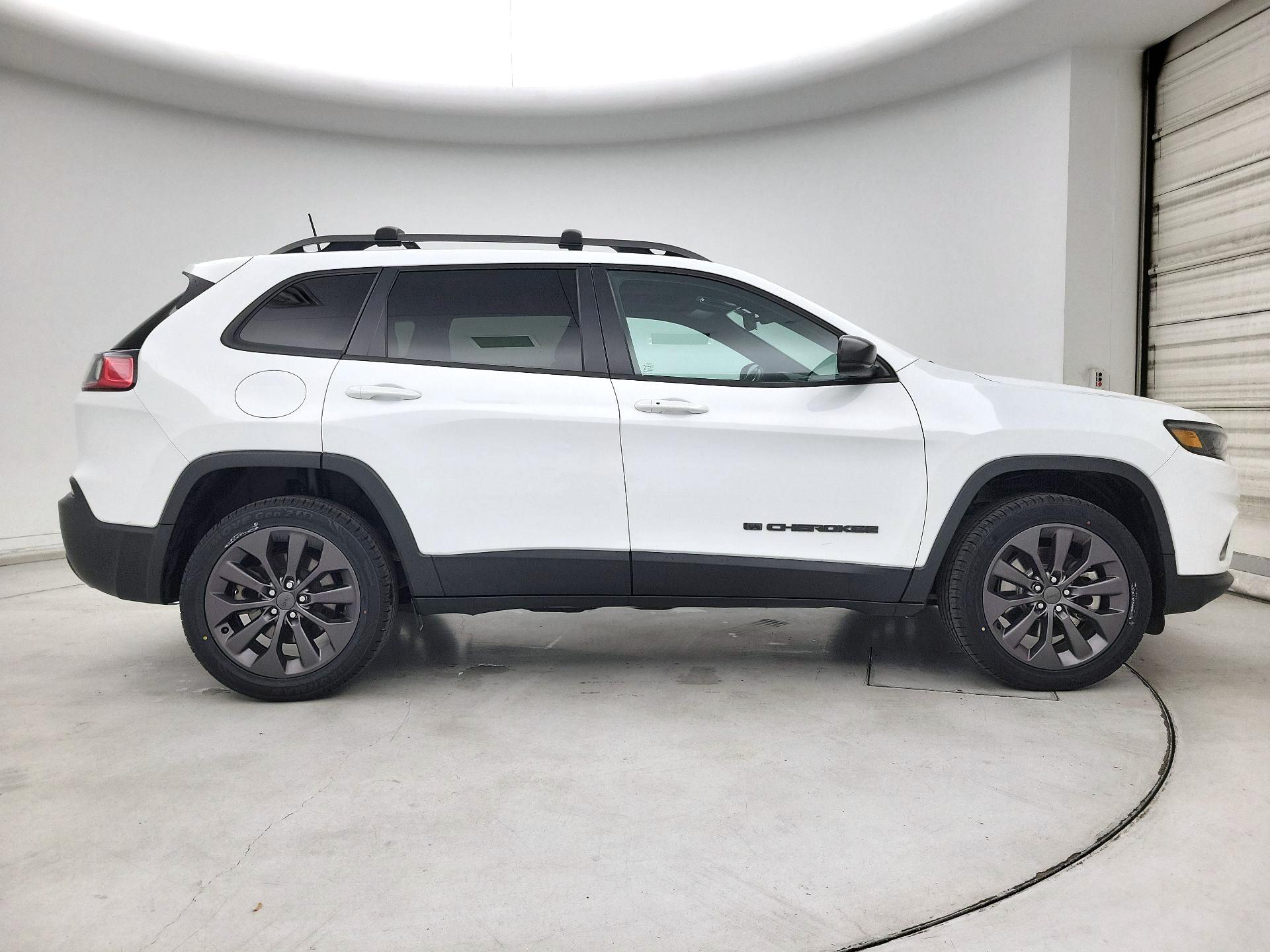 Thumbnail: 2021 Jeep Cherokee - 4
