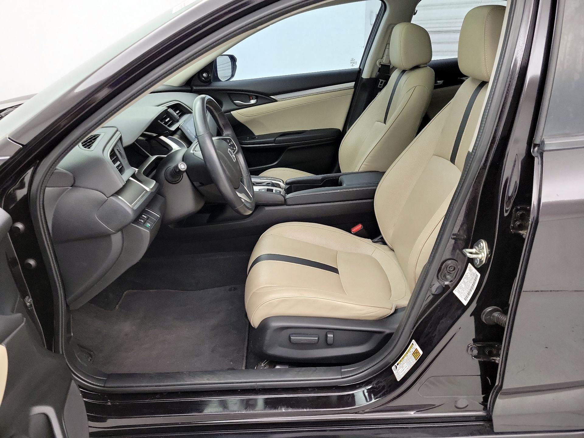 Thumbnail: 2016 Honda Civic - 11