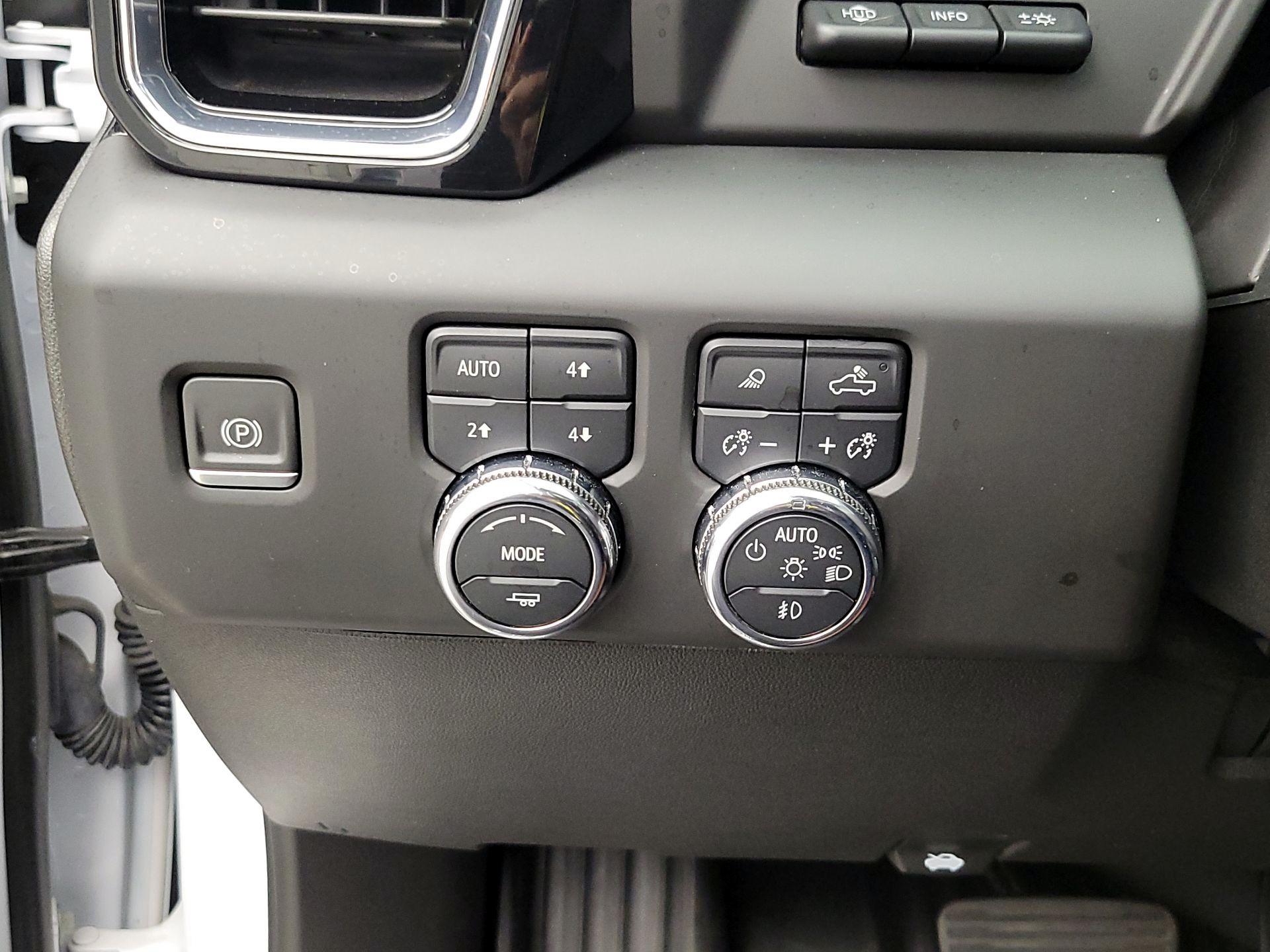 Thumbnail: 2024 GMC Sierra 3500 - 13