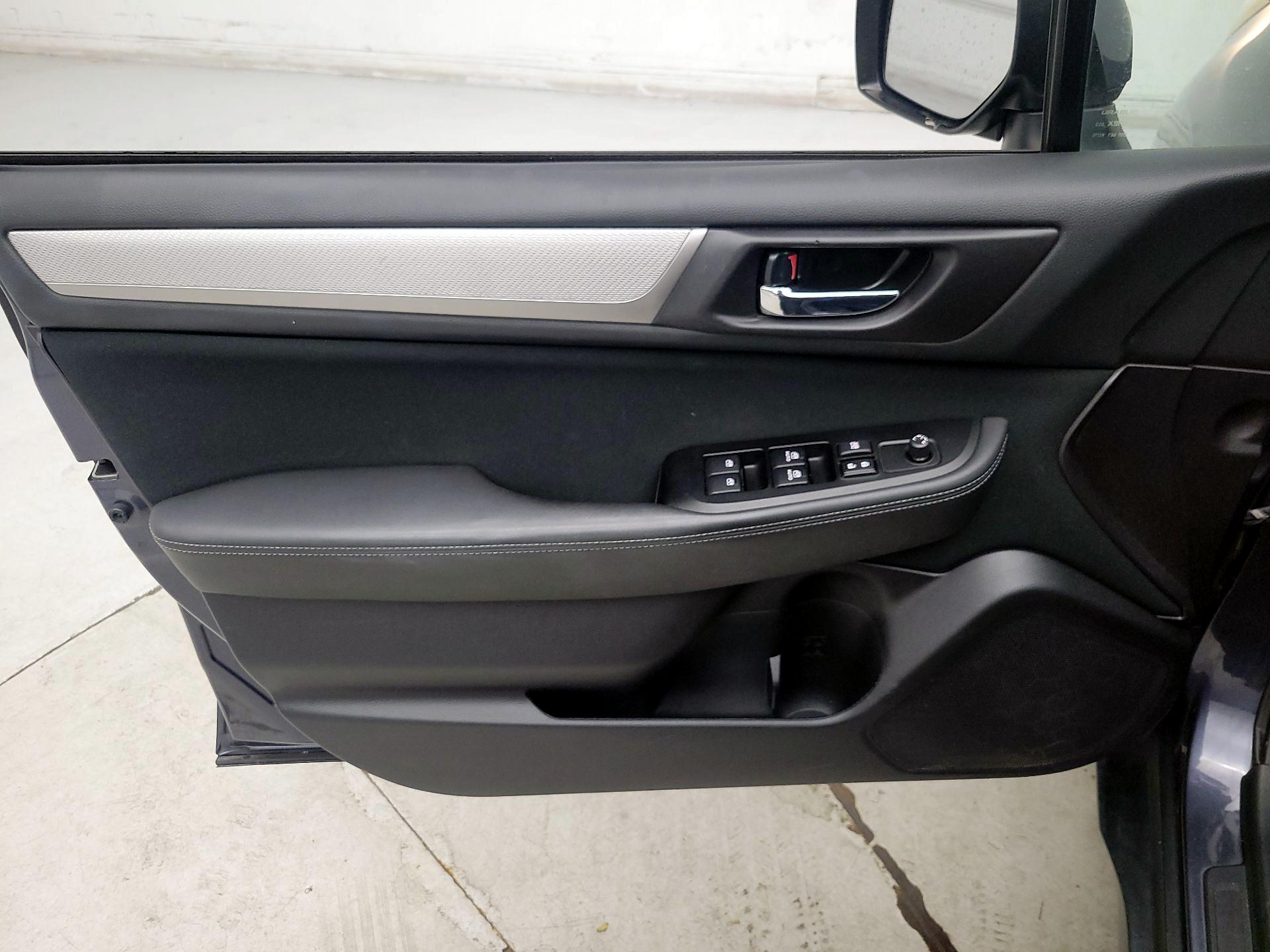Thumbnail: 2017 Subaru Outback - 12